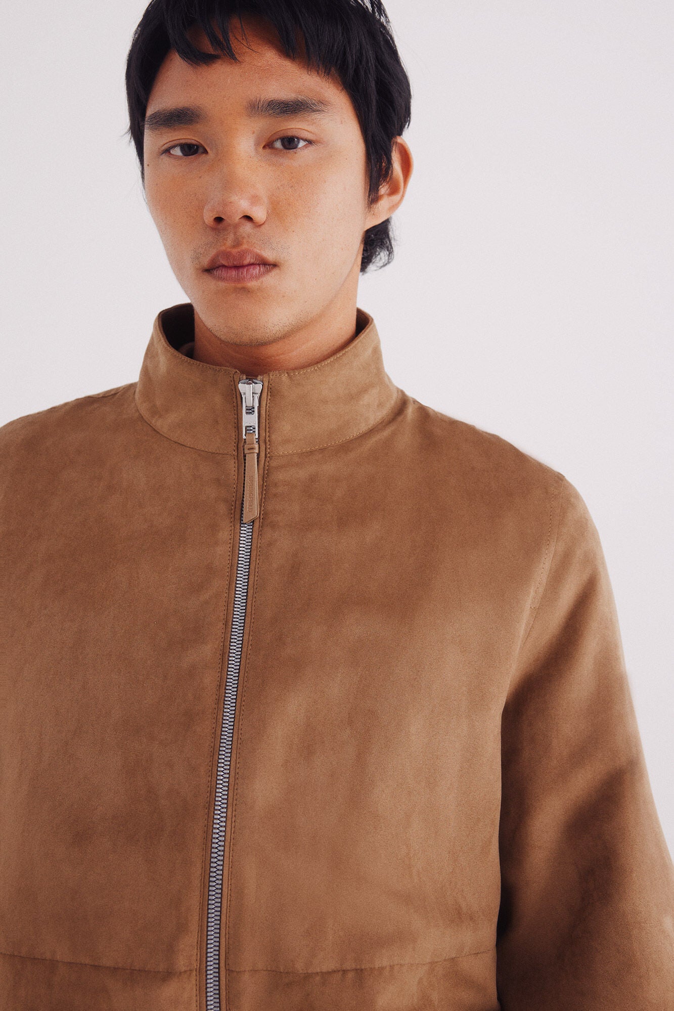 Springfield_Beige_Faux Suede Jacket_0482284_54_05