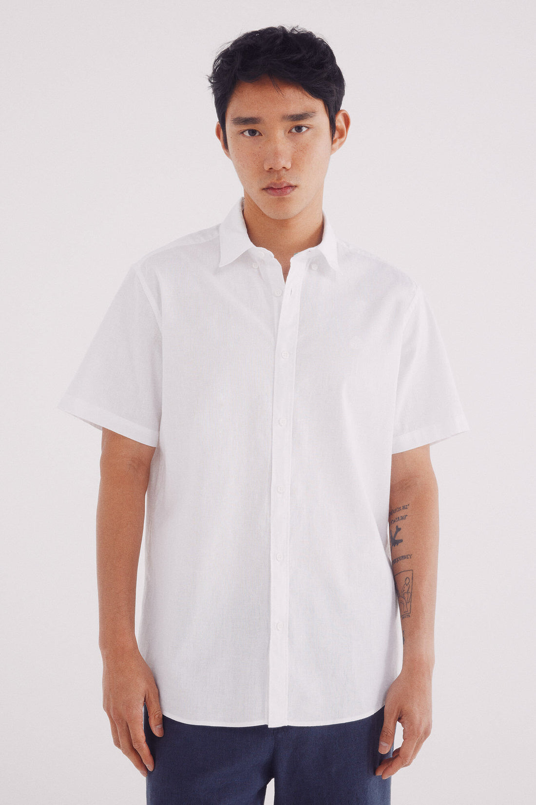 Springfield_Linen Shirt with Short Sleeves_0549131_99_01