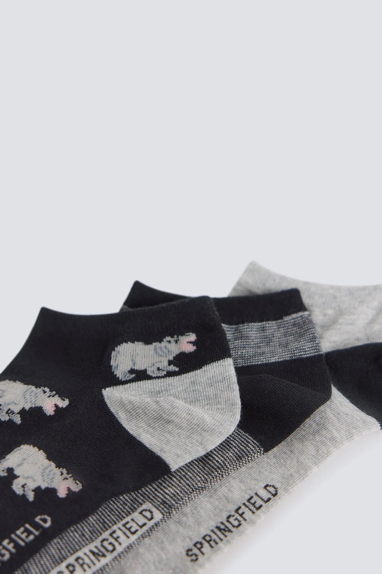 Springfield Black Men 3-Pack Hippo Print Ankle Socks SKU: 0653659_01 Image 02