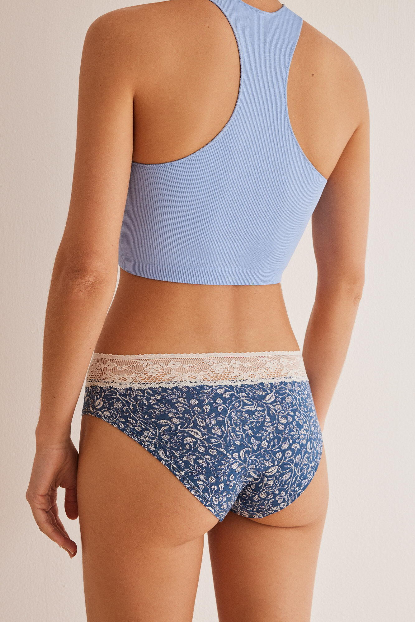 Blue Wide Brief_0877603_14_02