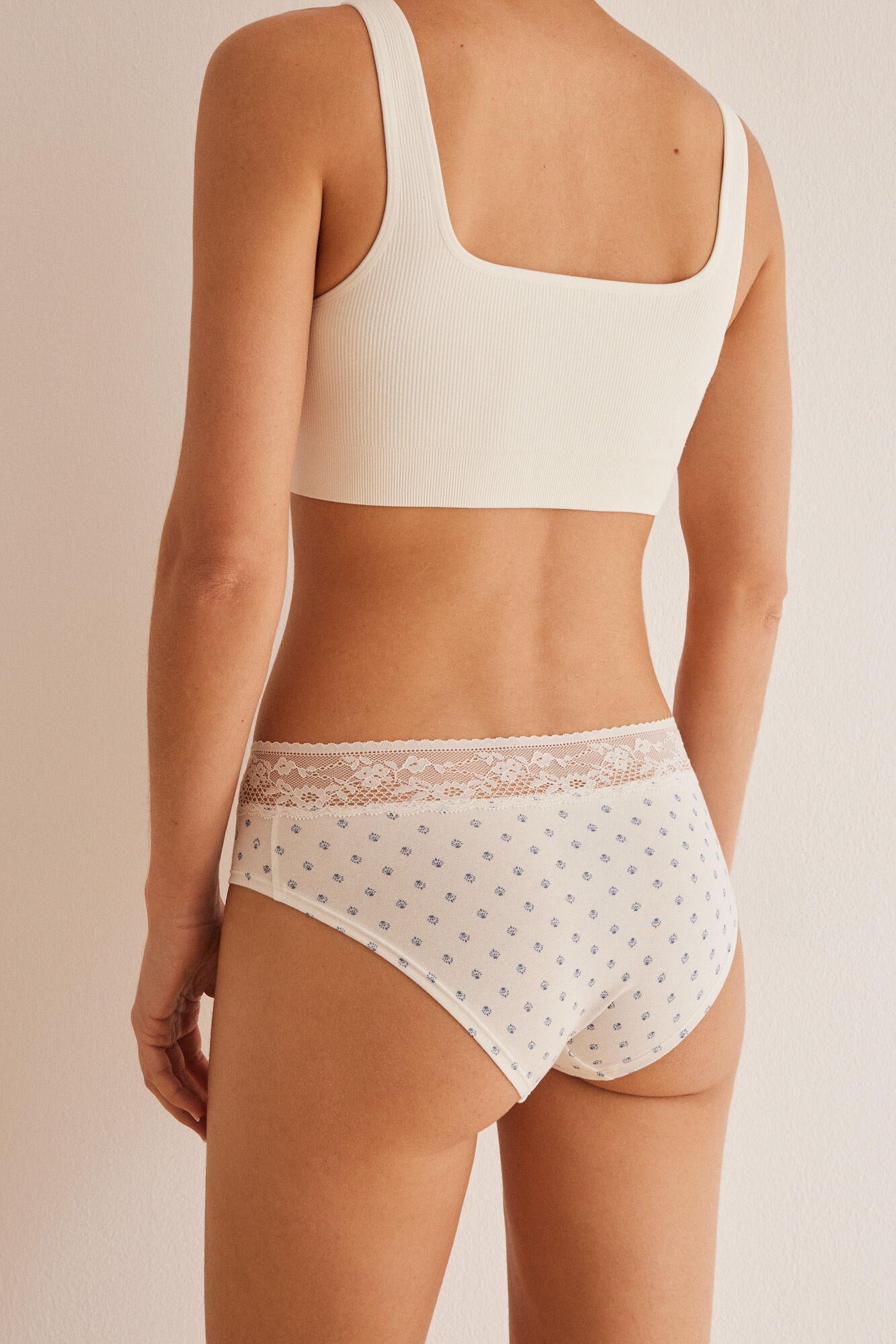 White Wide Brief_0877606_96_02