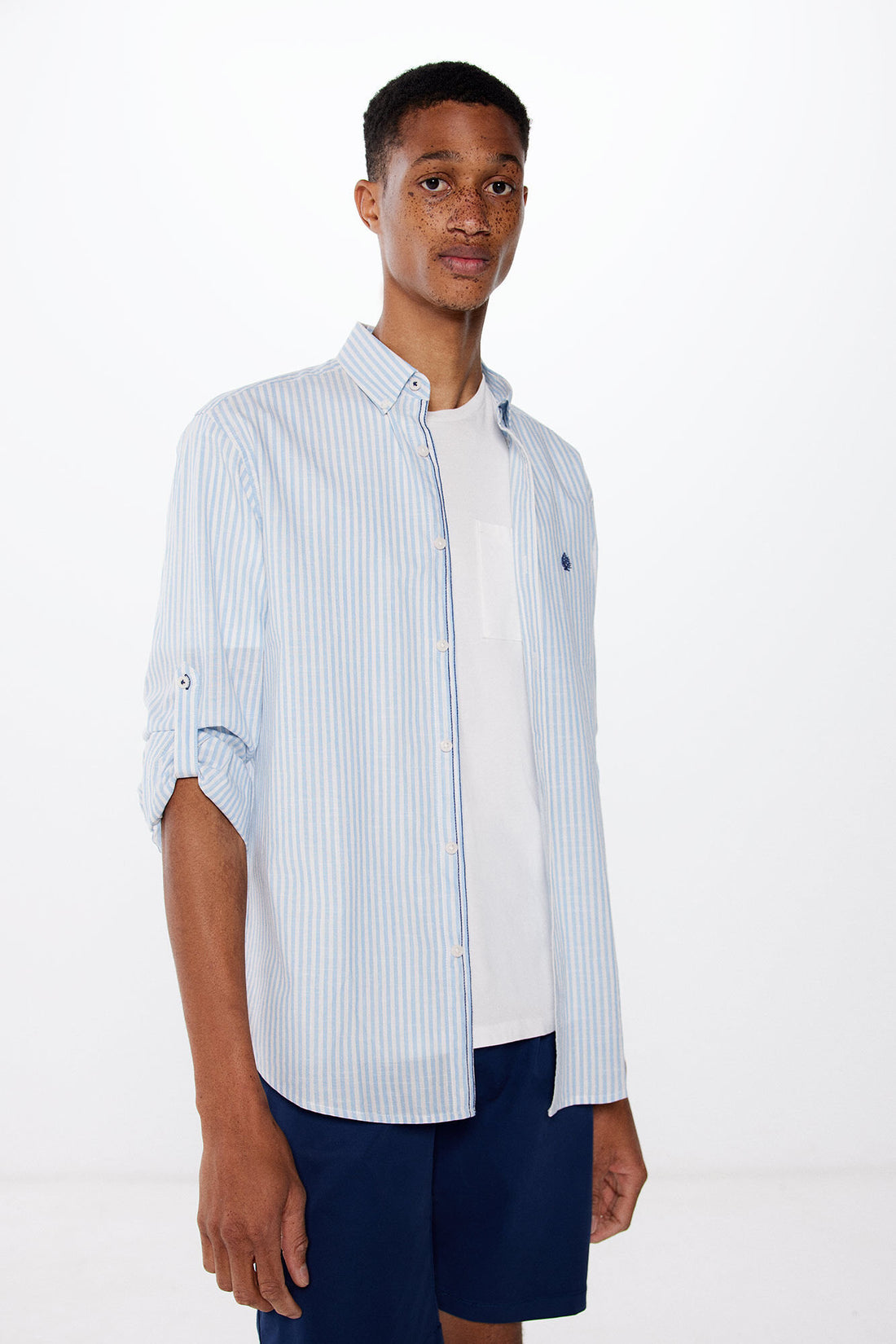 Striped Button Down Shirt With Logo_0947624_18_01