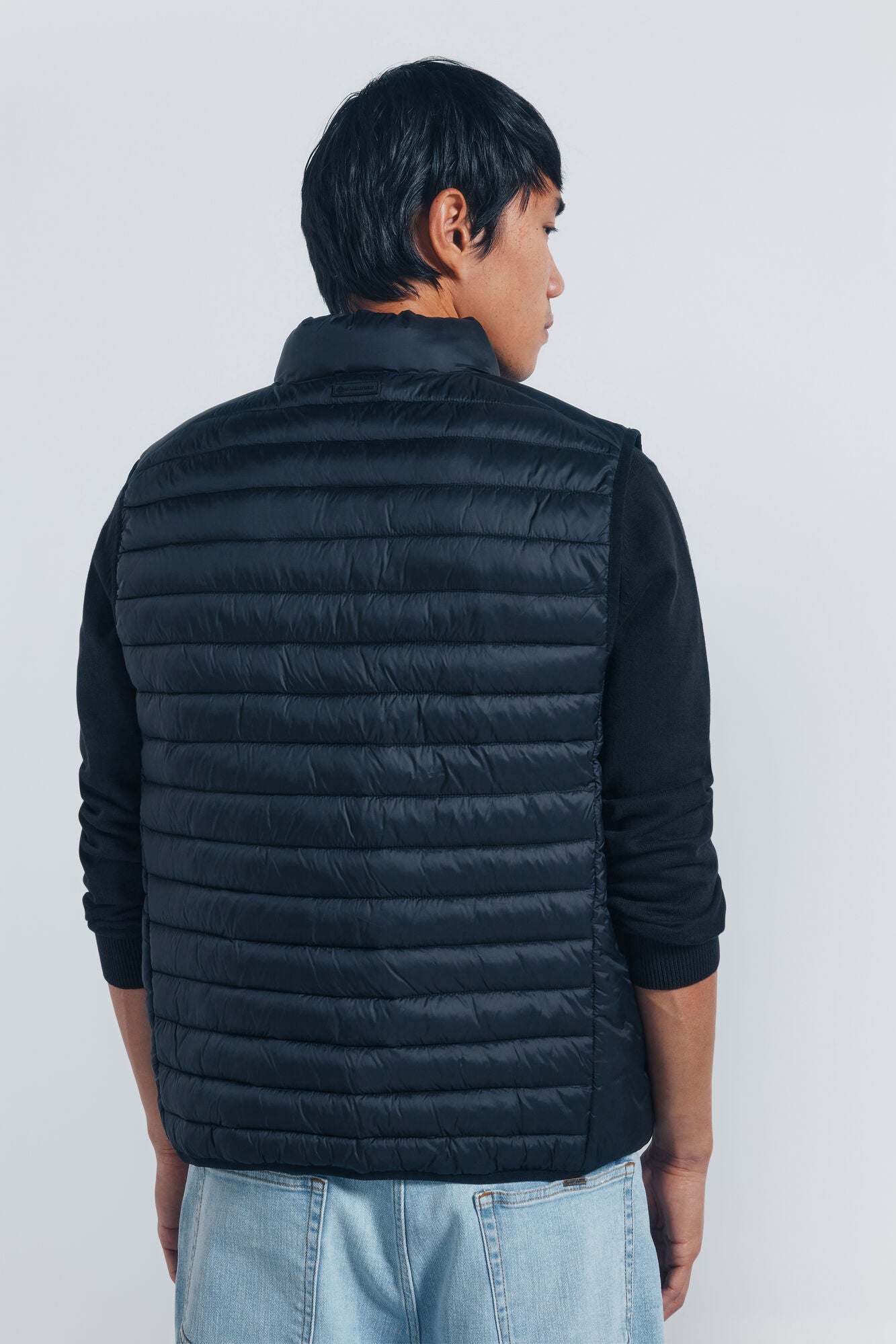 Springfield_Black_Quilted Gilet_0952080_01_06