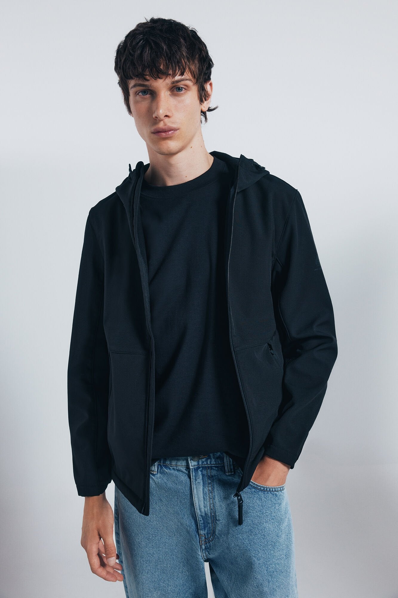 Springfield_Black_Technical Shofshell Parka_0952082_01_01