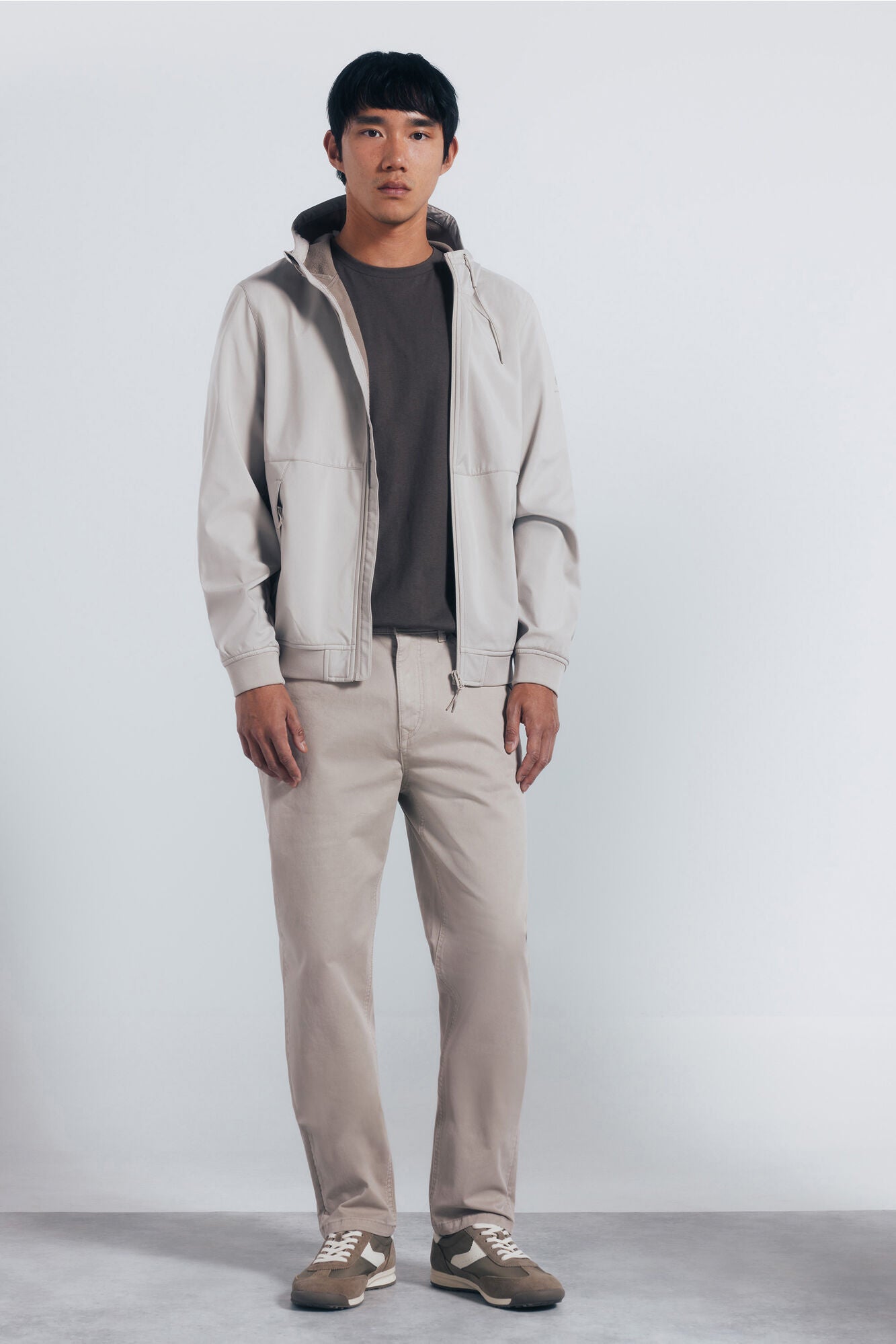 Springfield_Beige_Hood Softshell Jacket_0952083_38_05