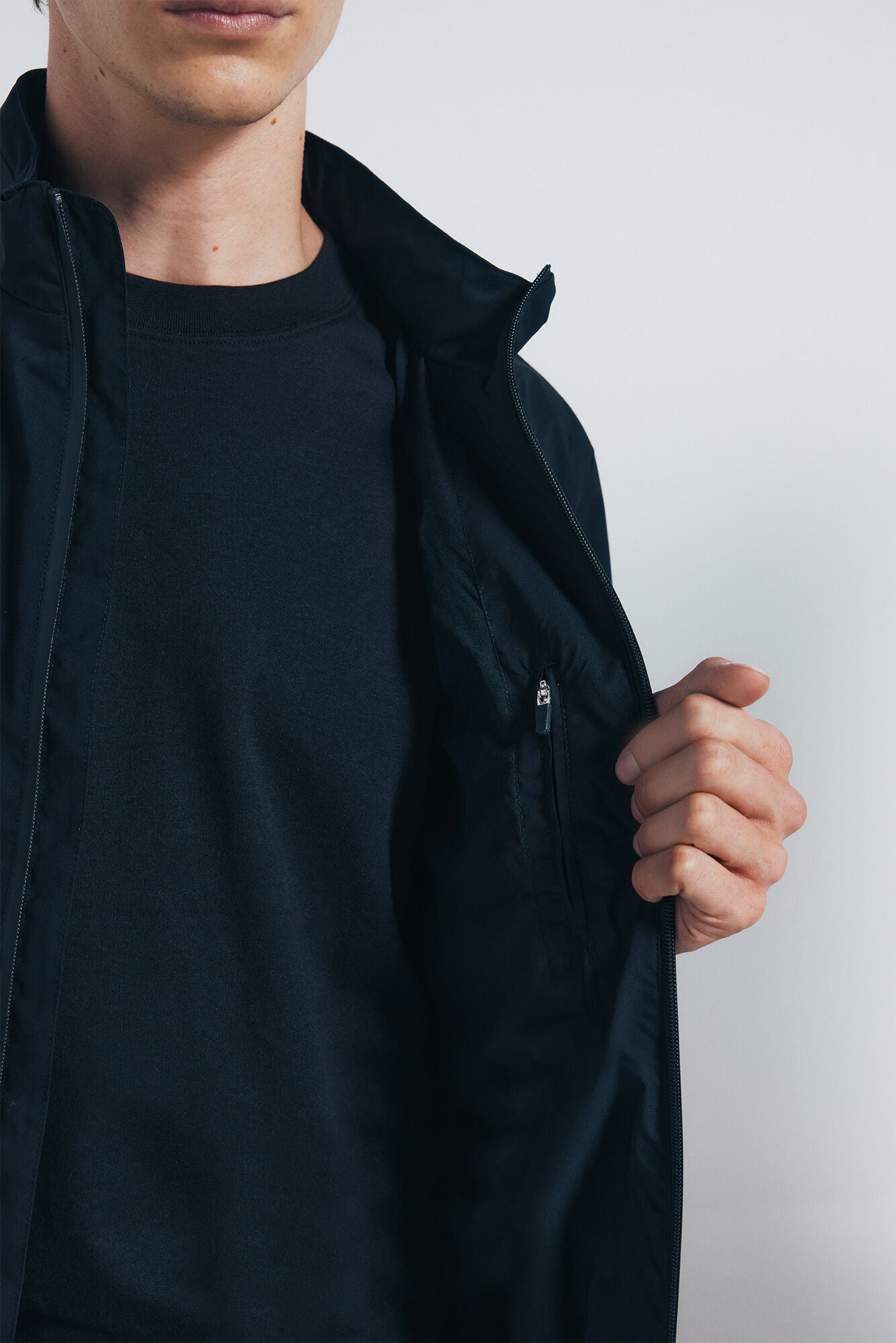 Springfield_Black_Technical Jacket_0952086_01_05