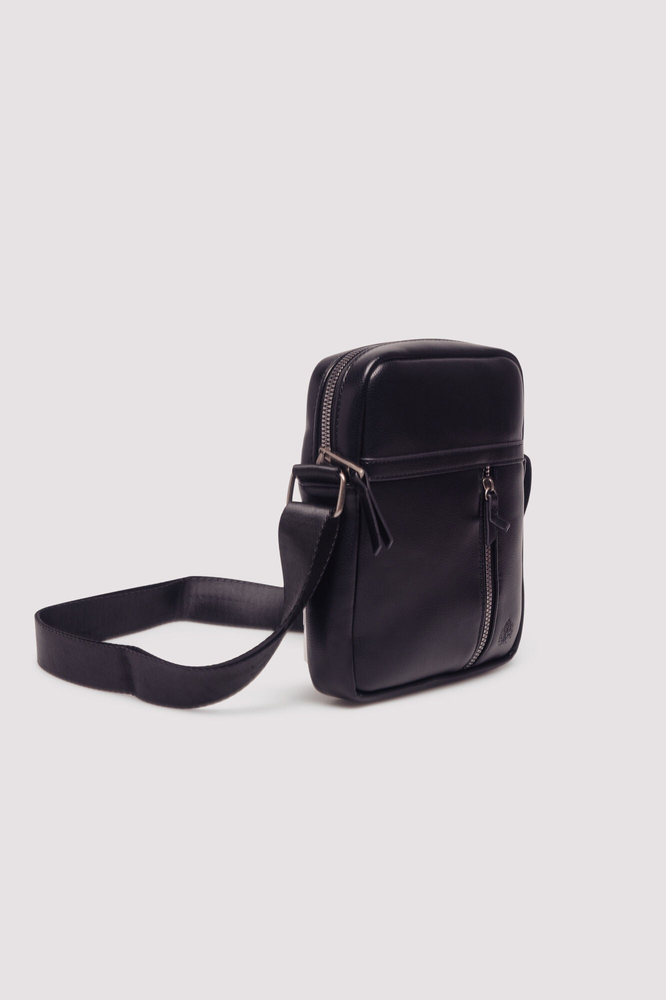 Springfield_Black_Medium Black Crossbody Bag_0962577_01_05