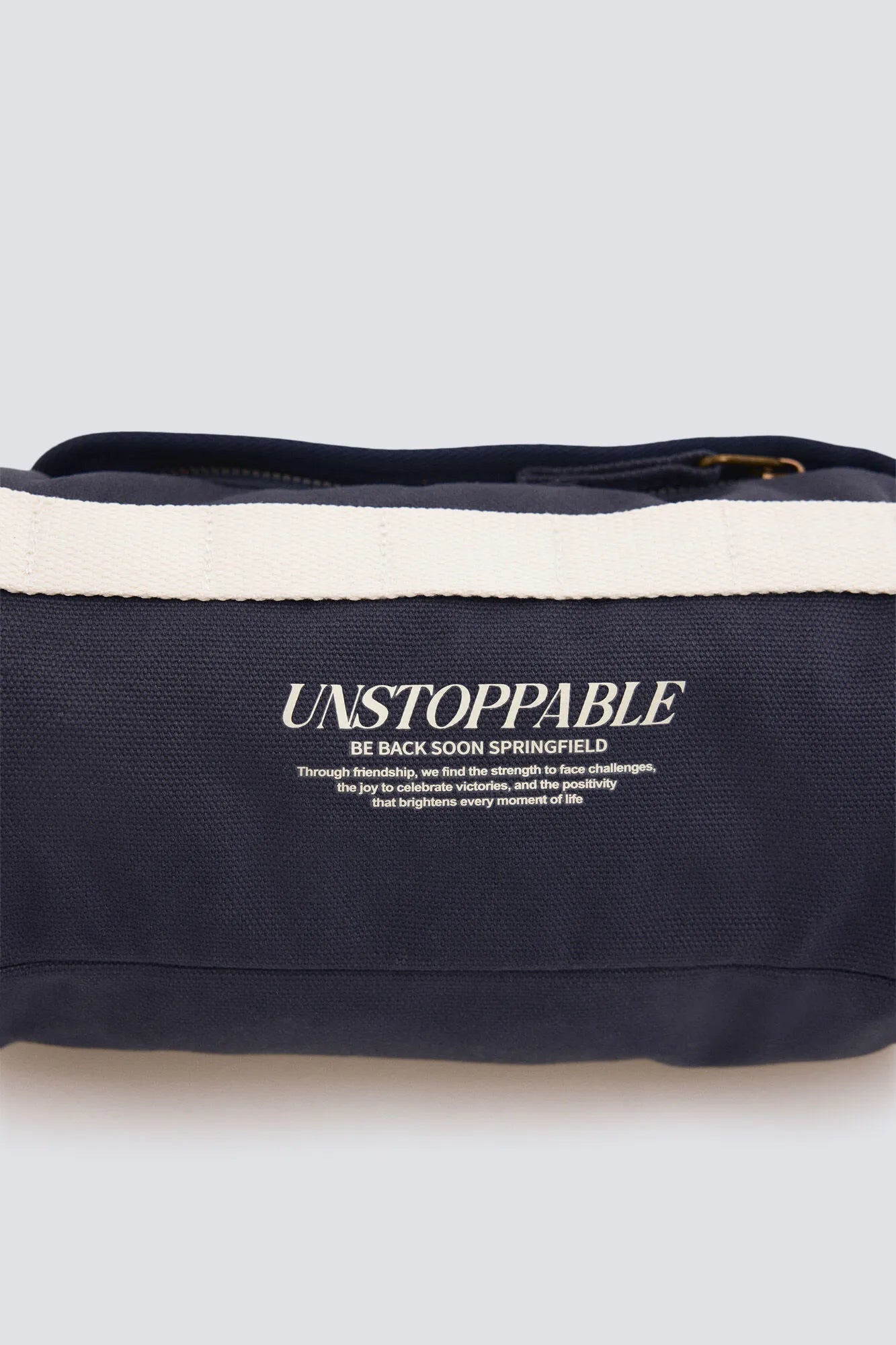 Springfield White Men Canvas Casual Vanity Case SKU: 0963851_97 Image 02