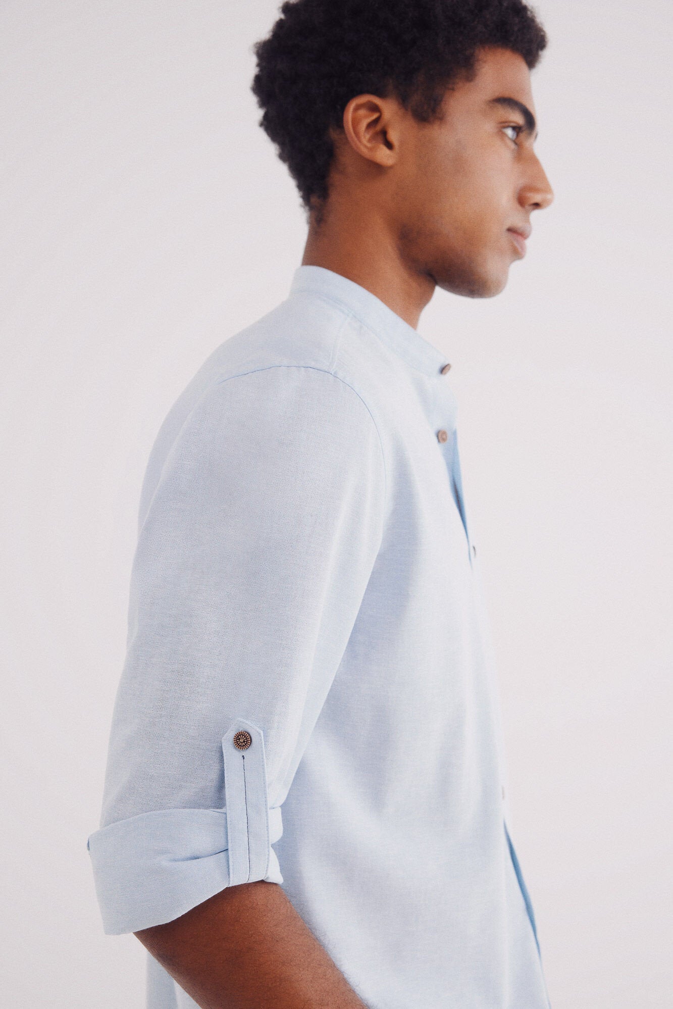 Springfield_Linen Shirt with Mandarin Collar_0999066_19_02