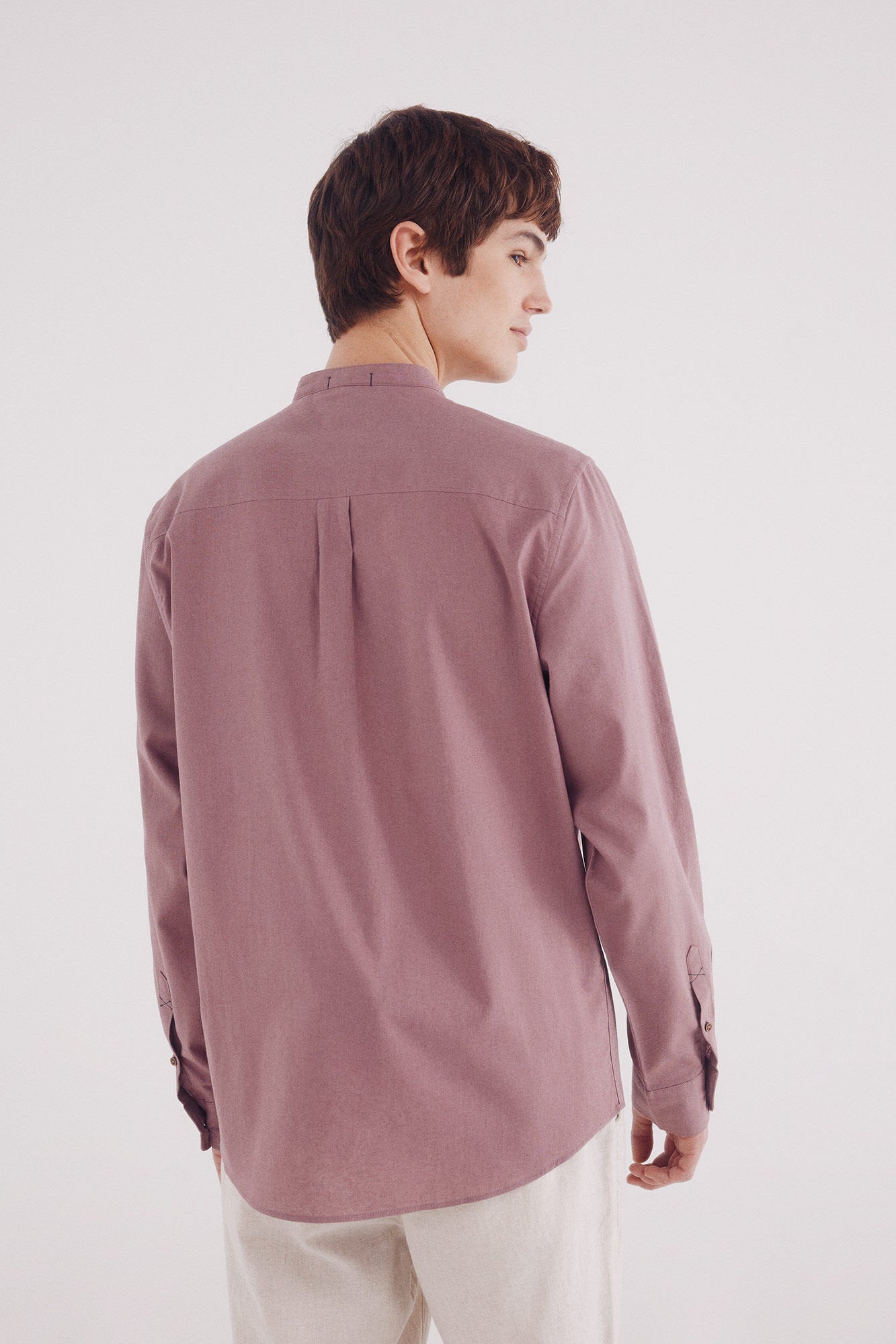 Springfield_Linen Shirt with Mandarin Collar_0999066_74_03