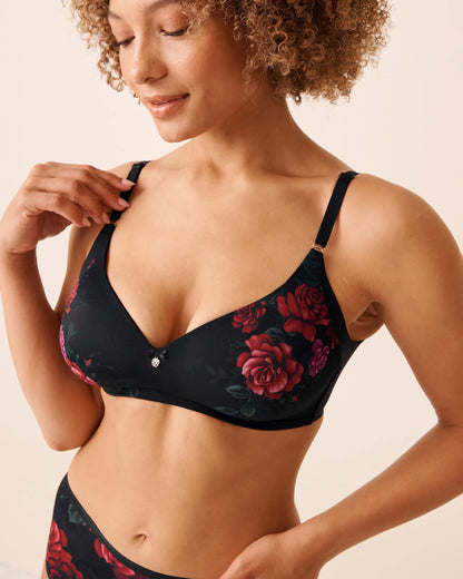 La Vie en Rose_Red Roses Placement_Lightly Lined Wireless Sleek Back Bra_10200558_P00469_04