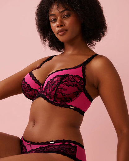 La Vie en Rose_Fuchsia Rose_Lightly Lined Lace and Mesh Bra in Different Cup Sizes_10200562_60228_04