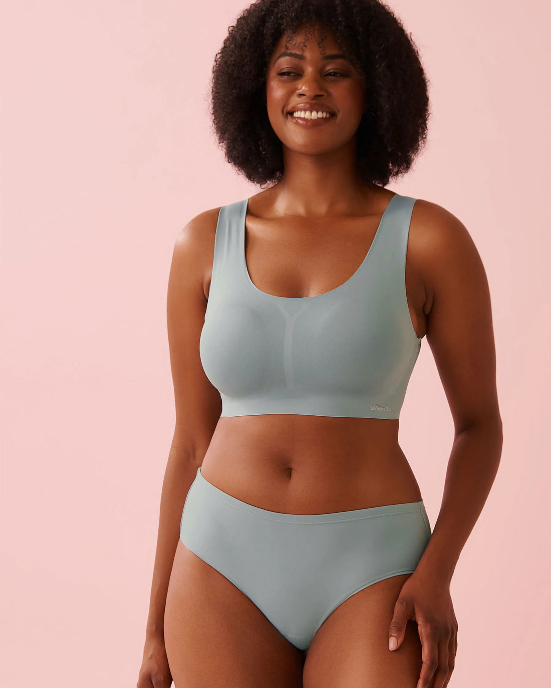 La Vie en Rose_Arona_Lightly Lined Full Coverage Lounge Tank Bra_10200575_40031_01