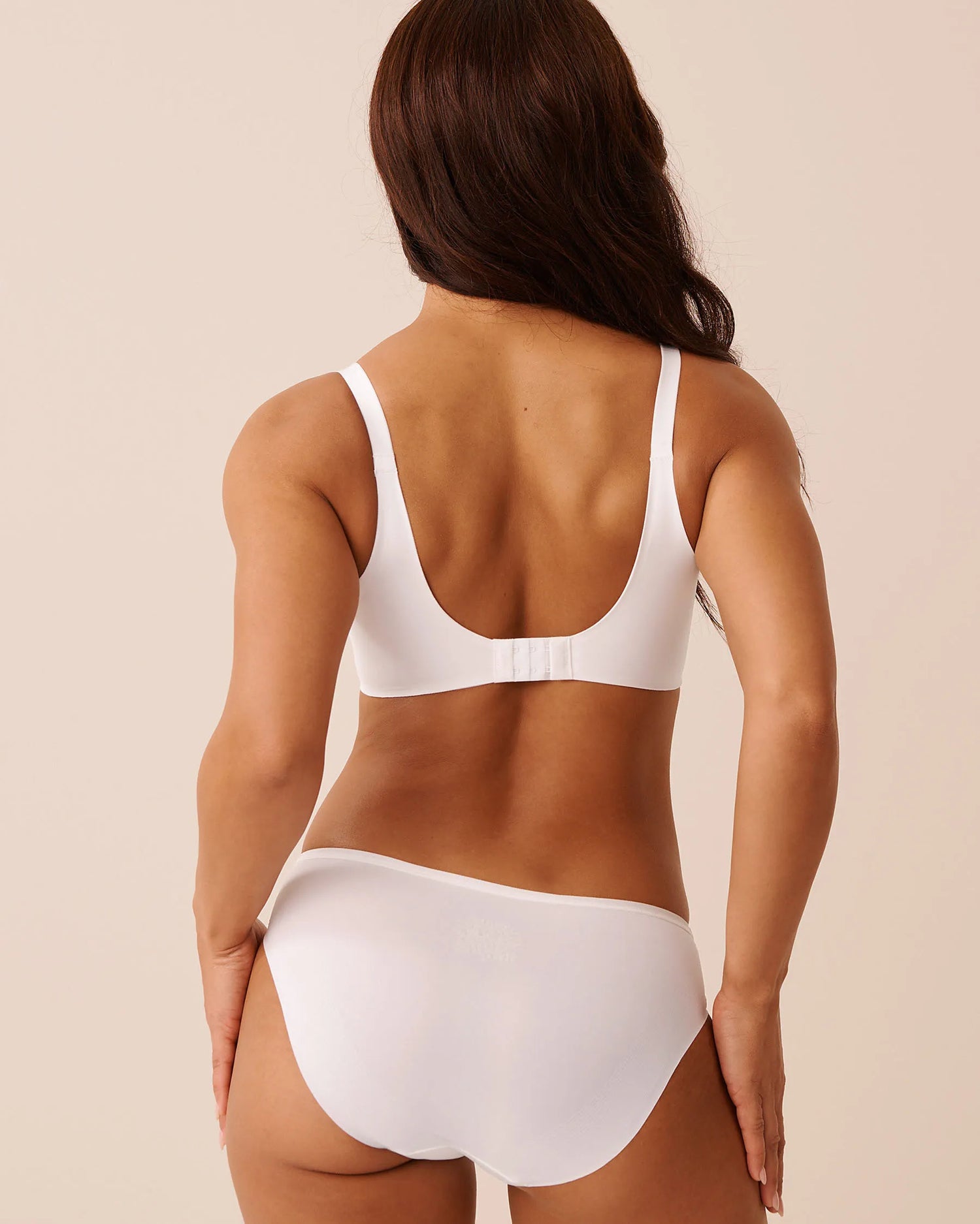 La Vie en Rose Blue &amp; White Floral Embroidery Women Lightly Lined Sleek Back Bra In Different Cup Sizes SKU: 10200581_P10586 Image 02