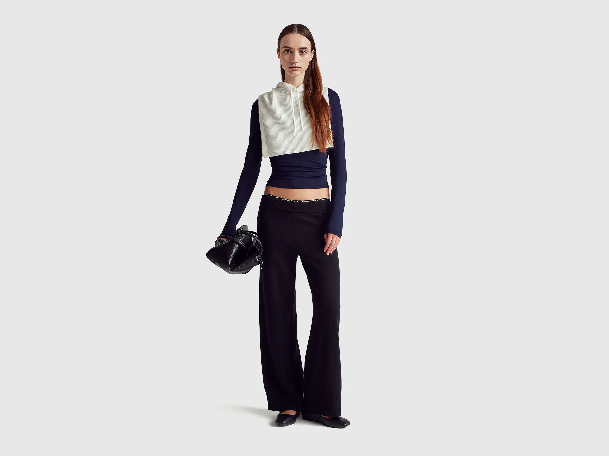 Benetton_Black_Black Wide Leg Trousers in Cashmere and Wool Blend_102HDF00Z_700_01