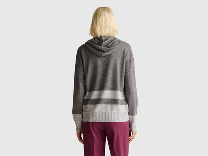 Benetton_Dark Gray_Gray Sweater in Cashmere Blend with Hood_102HE203V_572_02