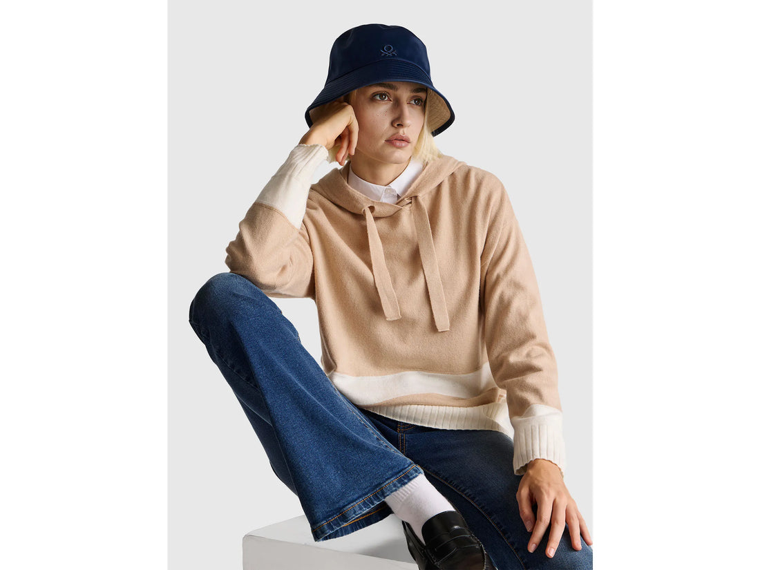 Benetton_Beige_Beige Cashmere Blend Sweater with Hood_102HE203V_994_03