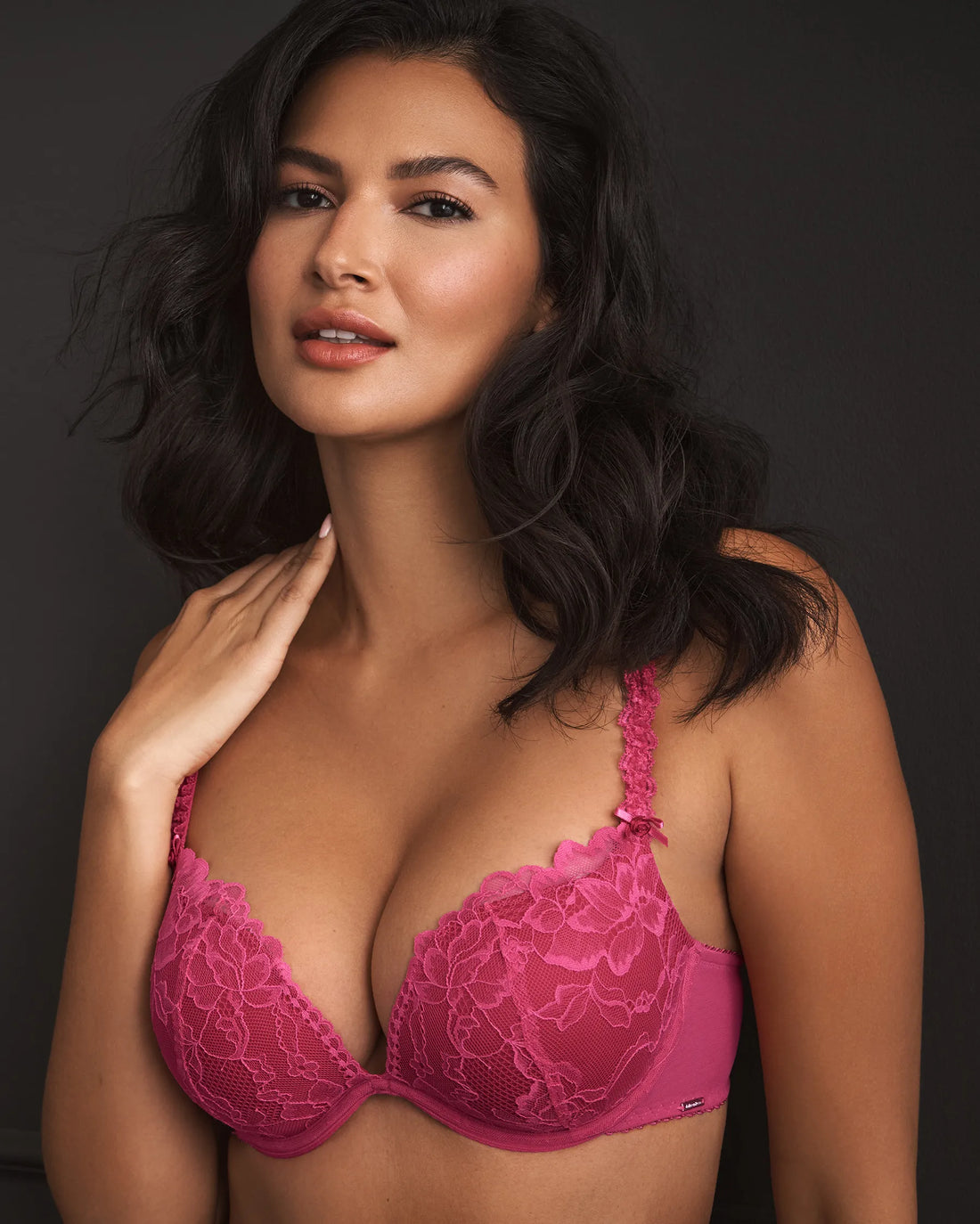 La Vie en Rose_Pink_Push-up Plunge Demi Bra in Different Cup Sizes_10300232_60228_01