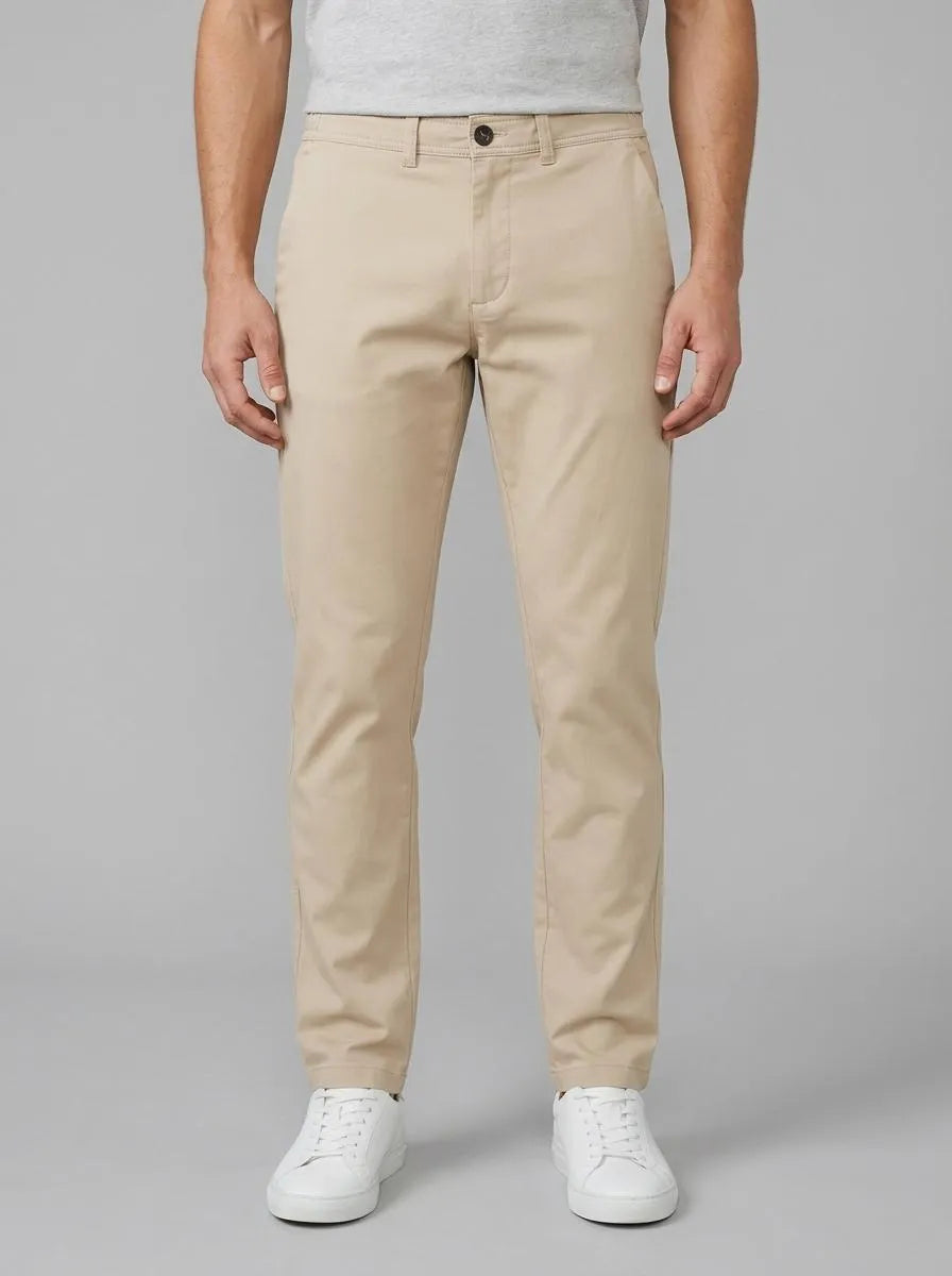 Tom Tailor Silver Ecru Men Chinos Slim SKU: 1032868_11704 Image 00