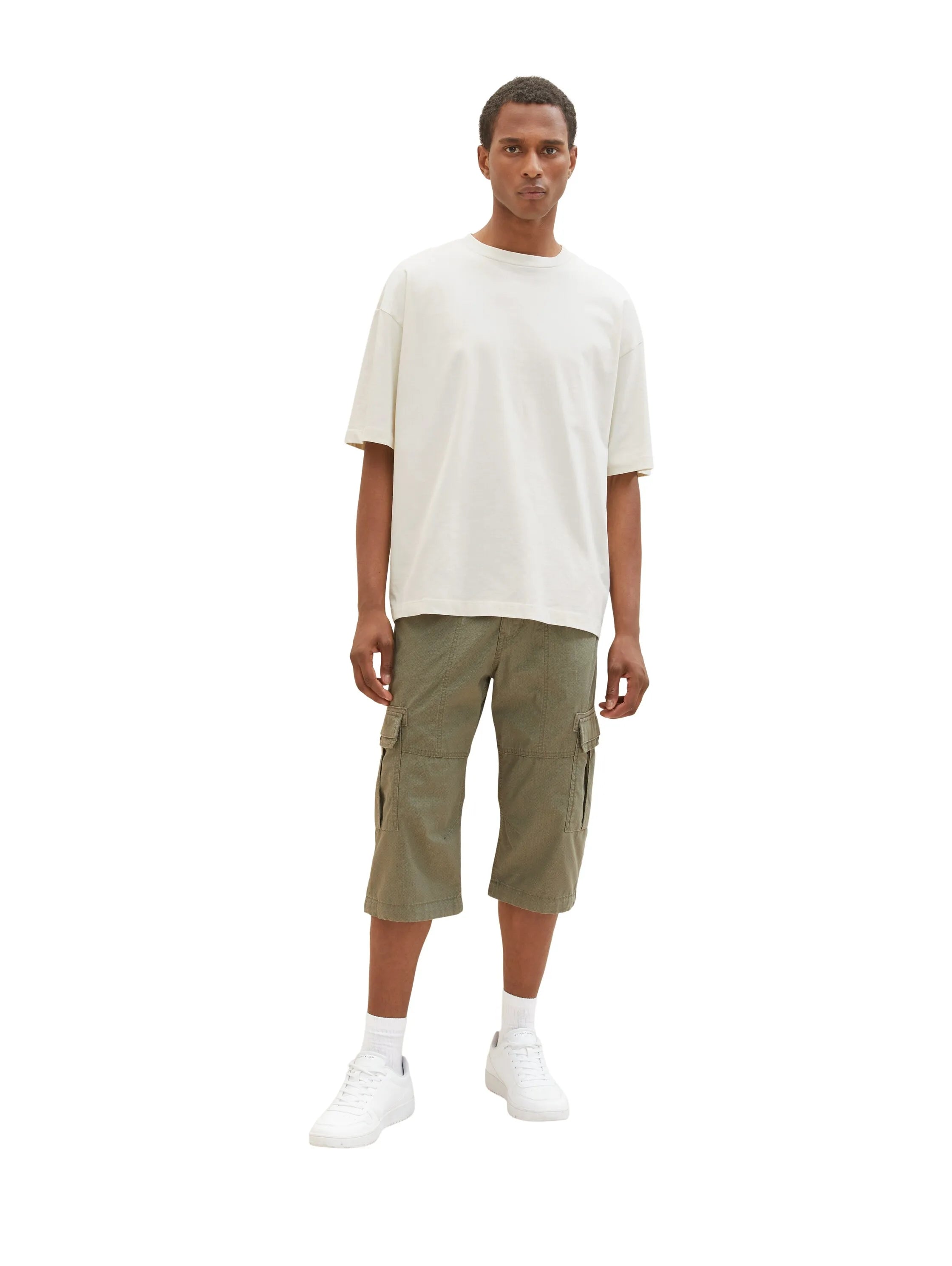 Tom Tailor Olive Minimal Pattern Men Patterned Cargo Shorts SKU: 1035042_31300 Image 06