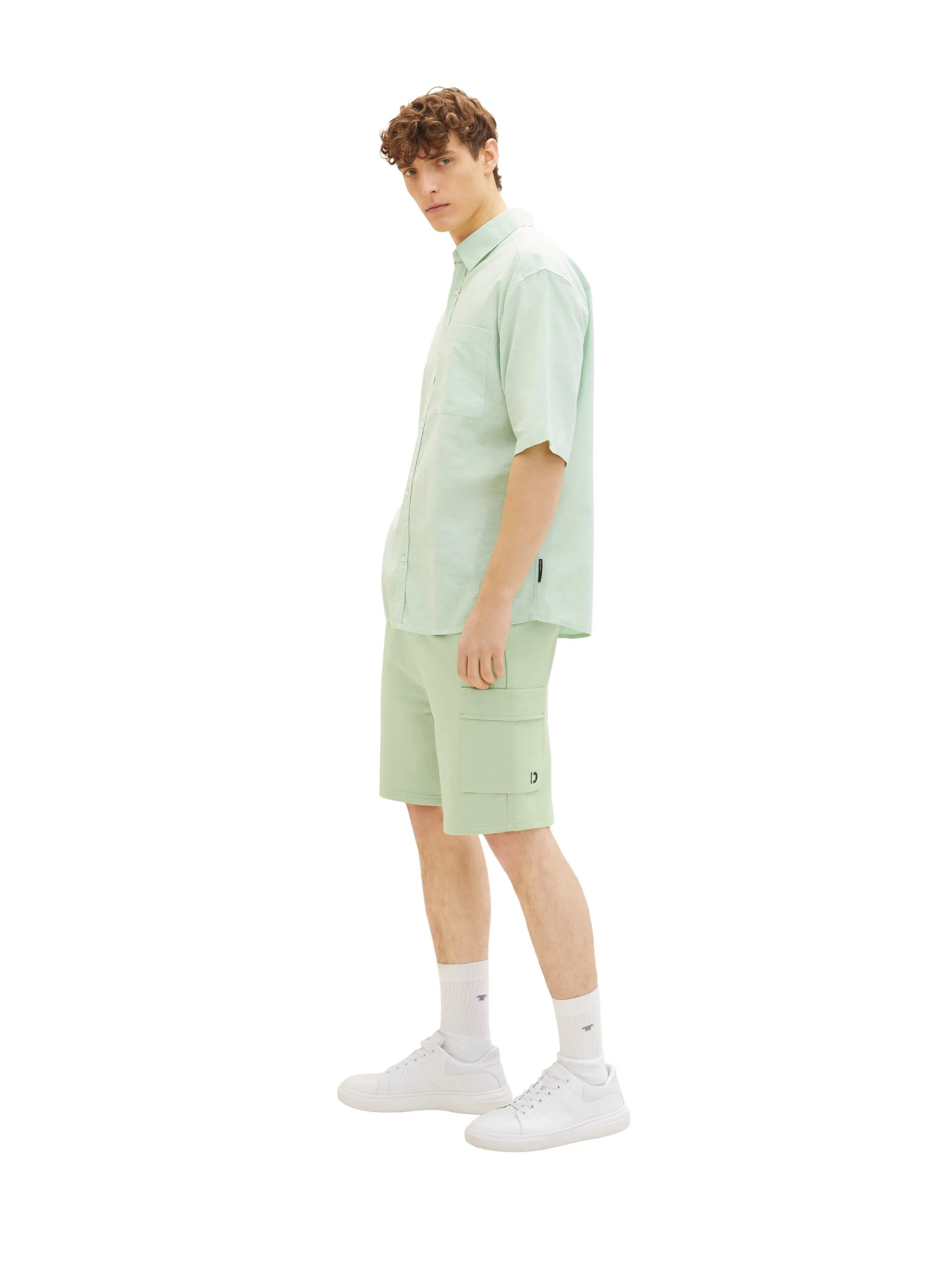 Denim Tom Tailor Placid Green Men Cosy Cargo Sweatshorts SKU: 1035679_31038 Image 02