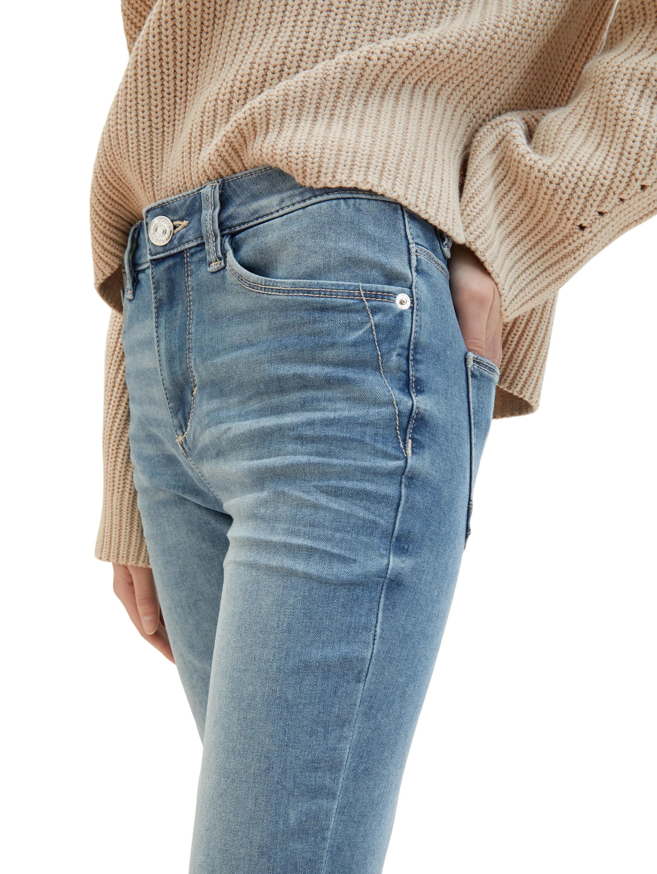 Tom Tailor Light Stone Wash Denim Women Ttkate Capri SKU: 1035745_10280 Image 06