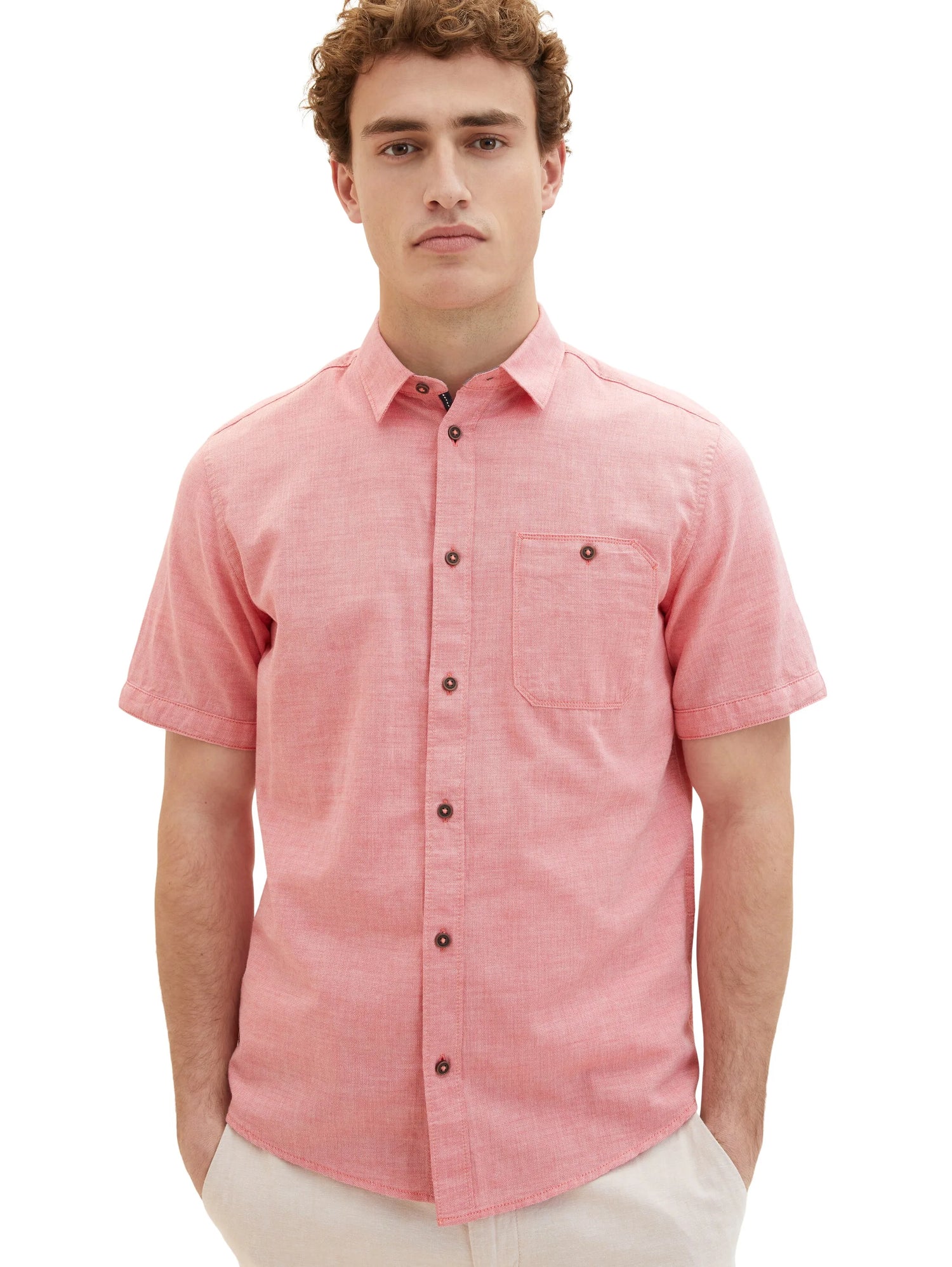 Tom Tailor Red Herringbone Structure Men Short-Sleeved Shirt with a Chest Pocket SKU: 1036213_32167 Image 01