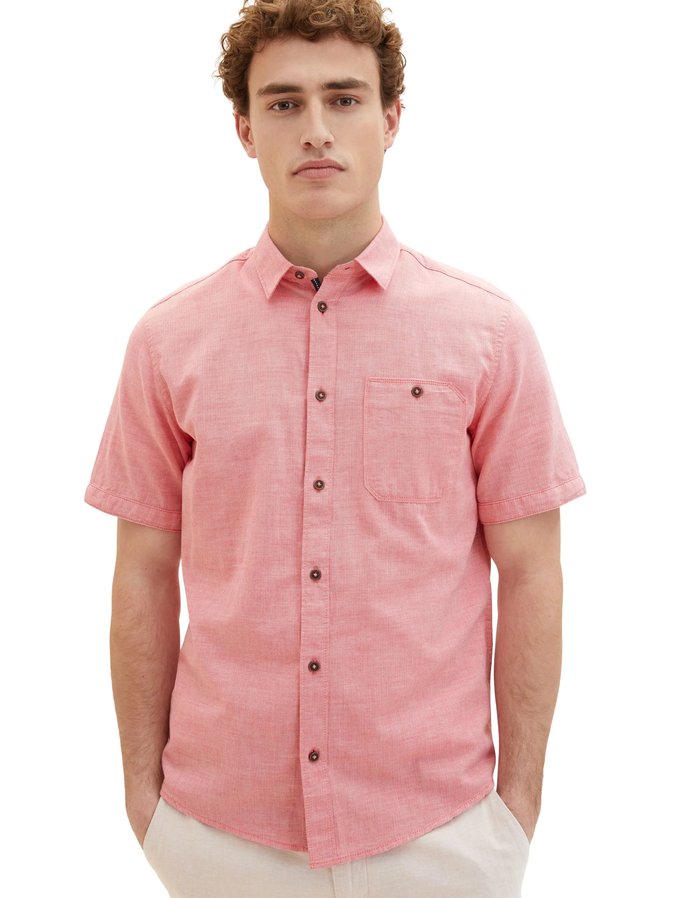 Tom Tailor Red Herringbone Structure Men Short-Sleeved Shirt with a Chest Pocket SKU: 1036213_32167 Image 01