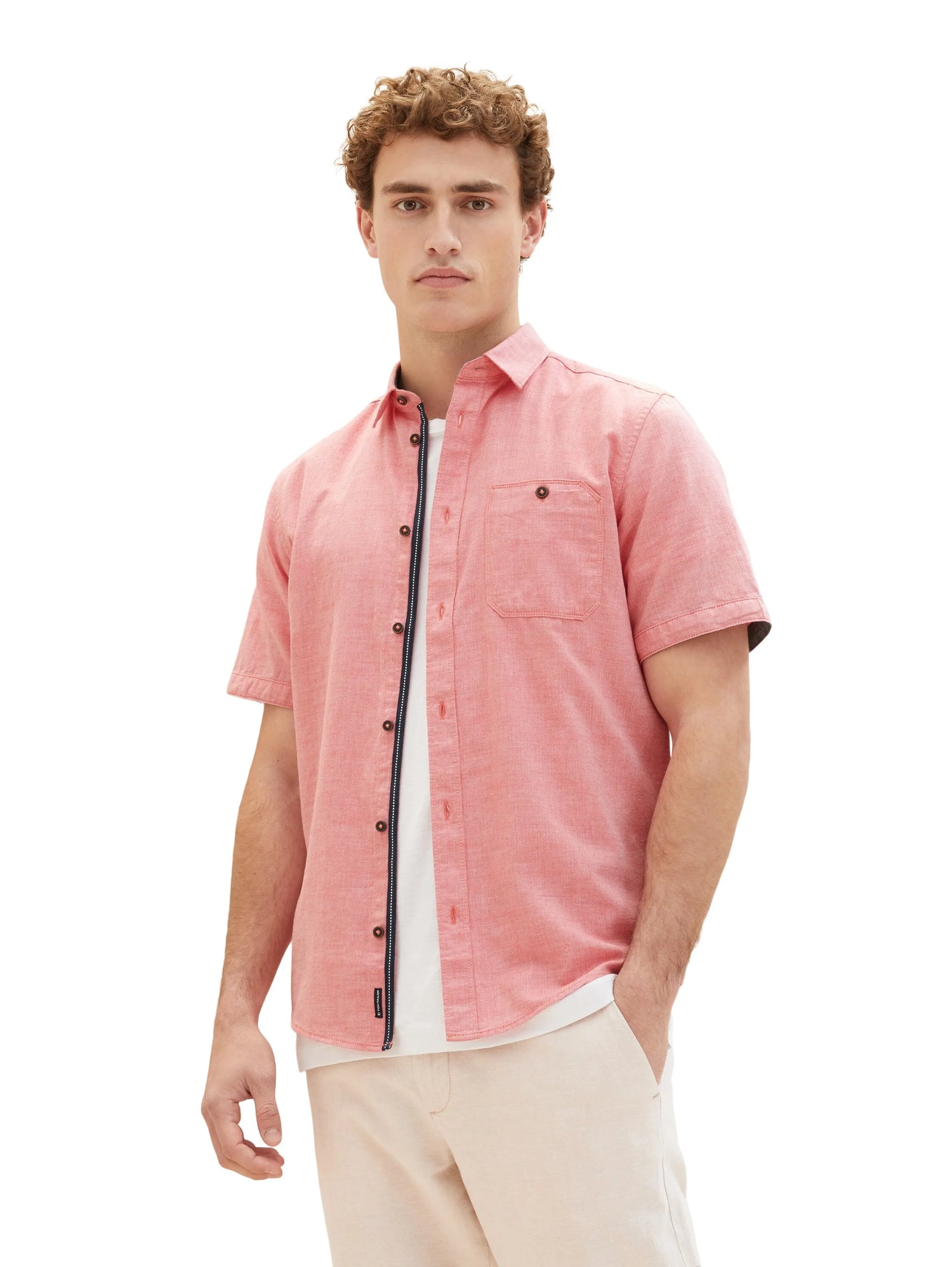 Tom Tailor Red Herringbone Structure Men Short-Sleeved Shirt with a Chest Pocket SKU: 1036213_32167 Image 04