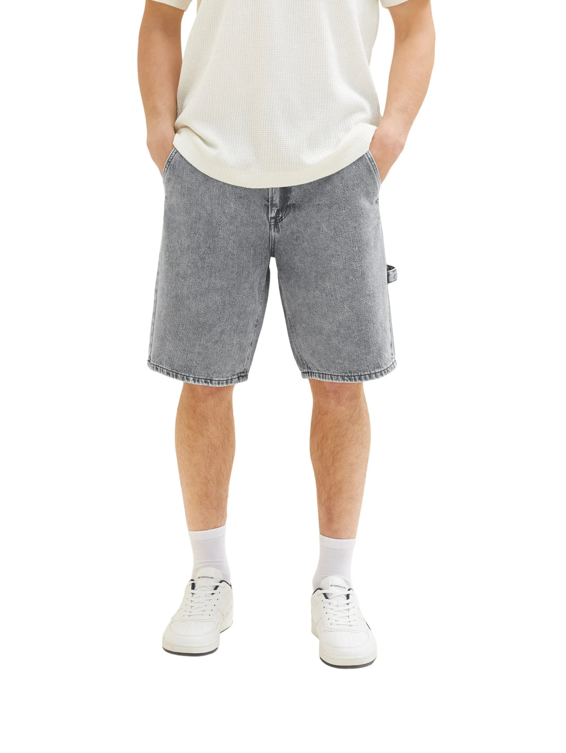 Denim Tom Tailor Used Bleached Grey Denim Men Loose-Fit Denim Shorts SKU: 1036265_10217 Image 01