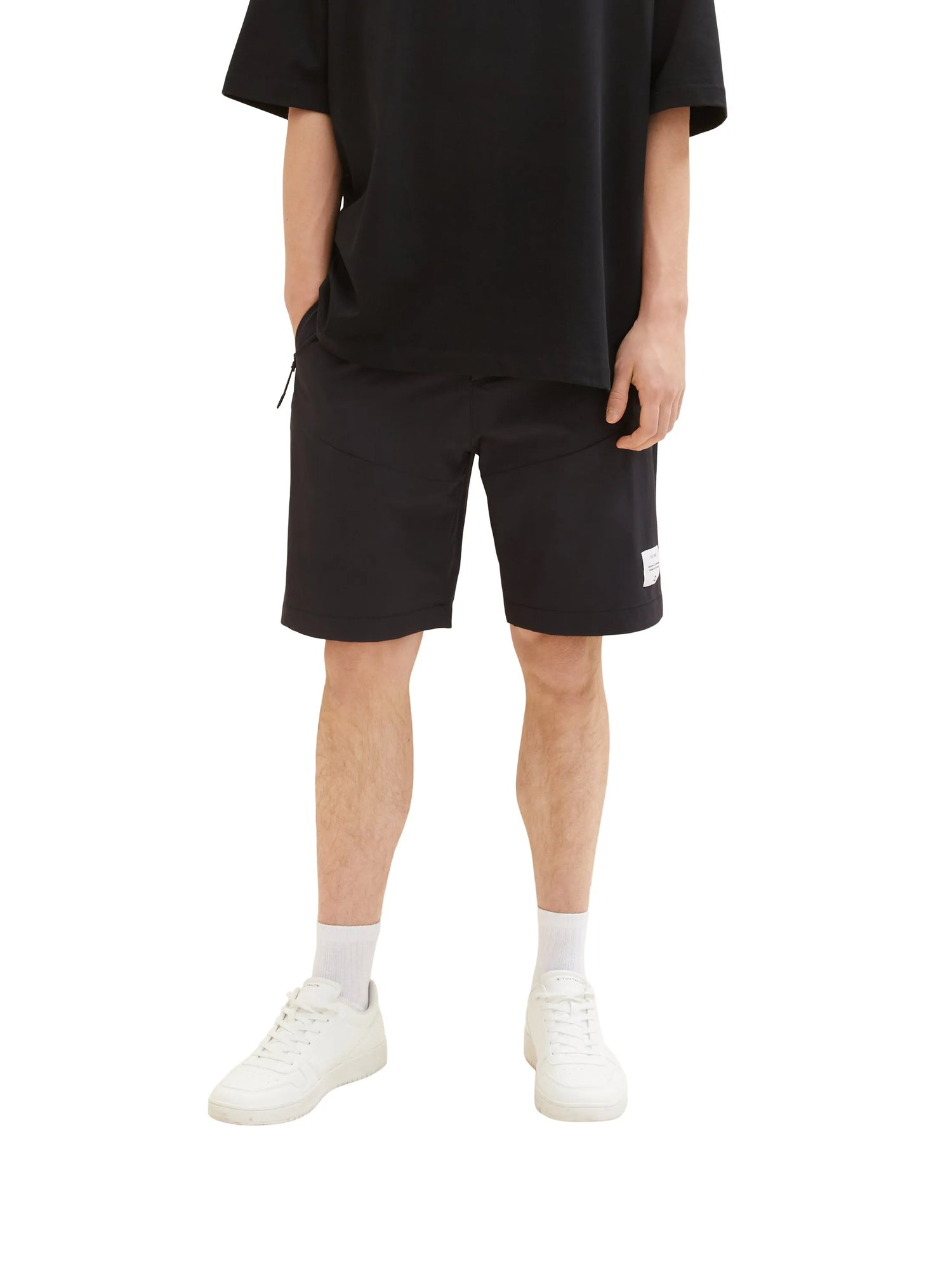 Denim Tom Tailor Black Men Relaxed Shorts SKU: 1036278_29999 Image 01