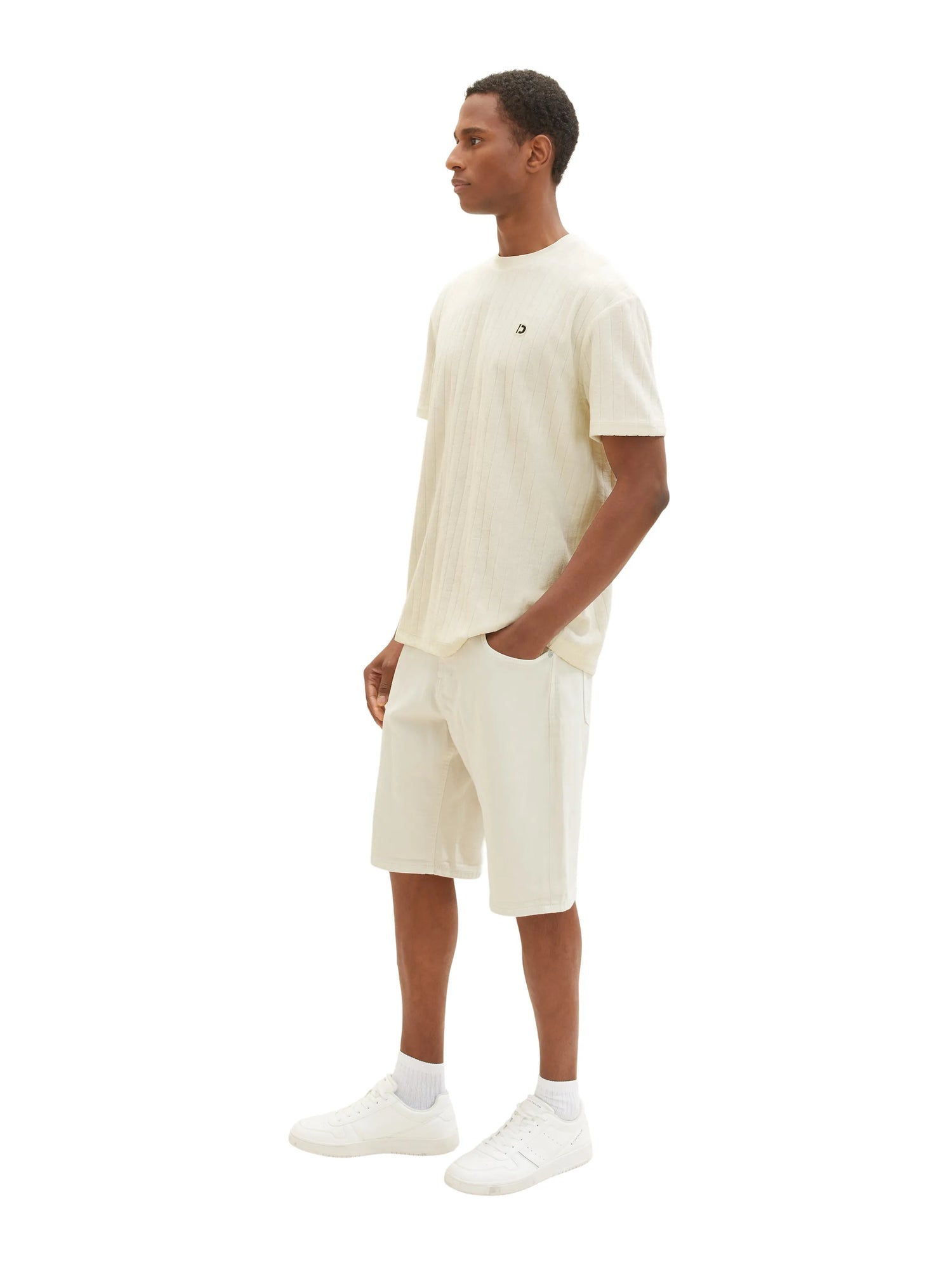 Tom Tailor Off White Men Josh Regular Slim Shorts SKU: 1036301_10332 Image 02