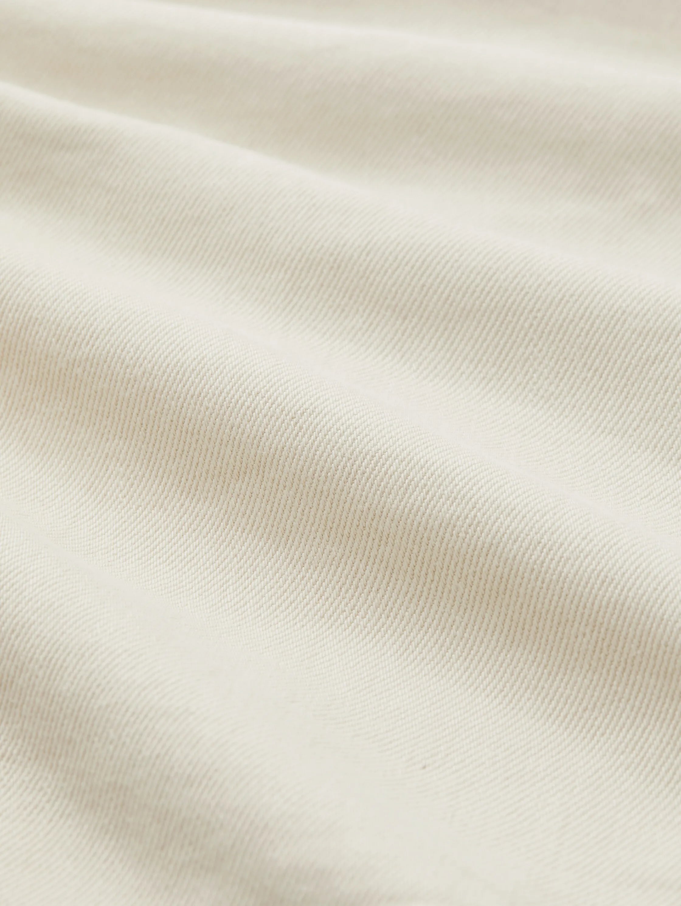 Tom Tailor Off White Men Josh Regular Slim Shorts SKU: 1036301_10332 Image 07