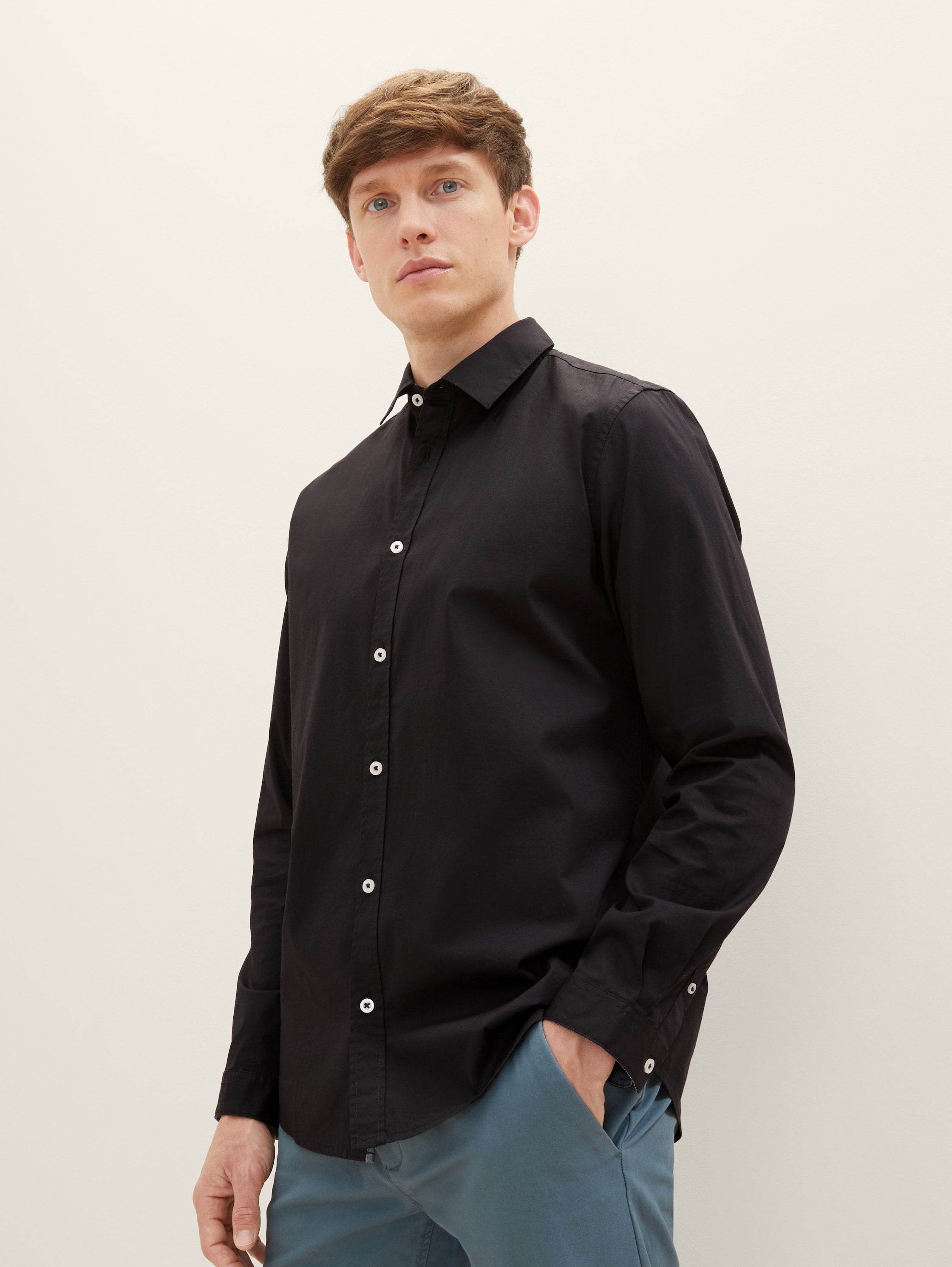 Shirt with A Kent Collar_1037435_29999_03