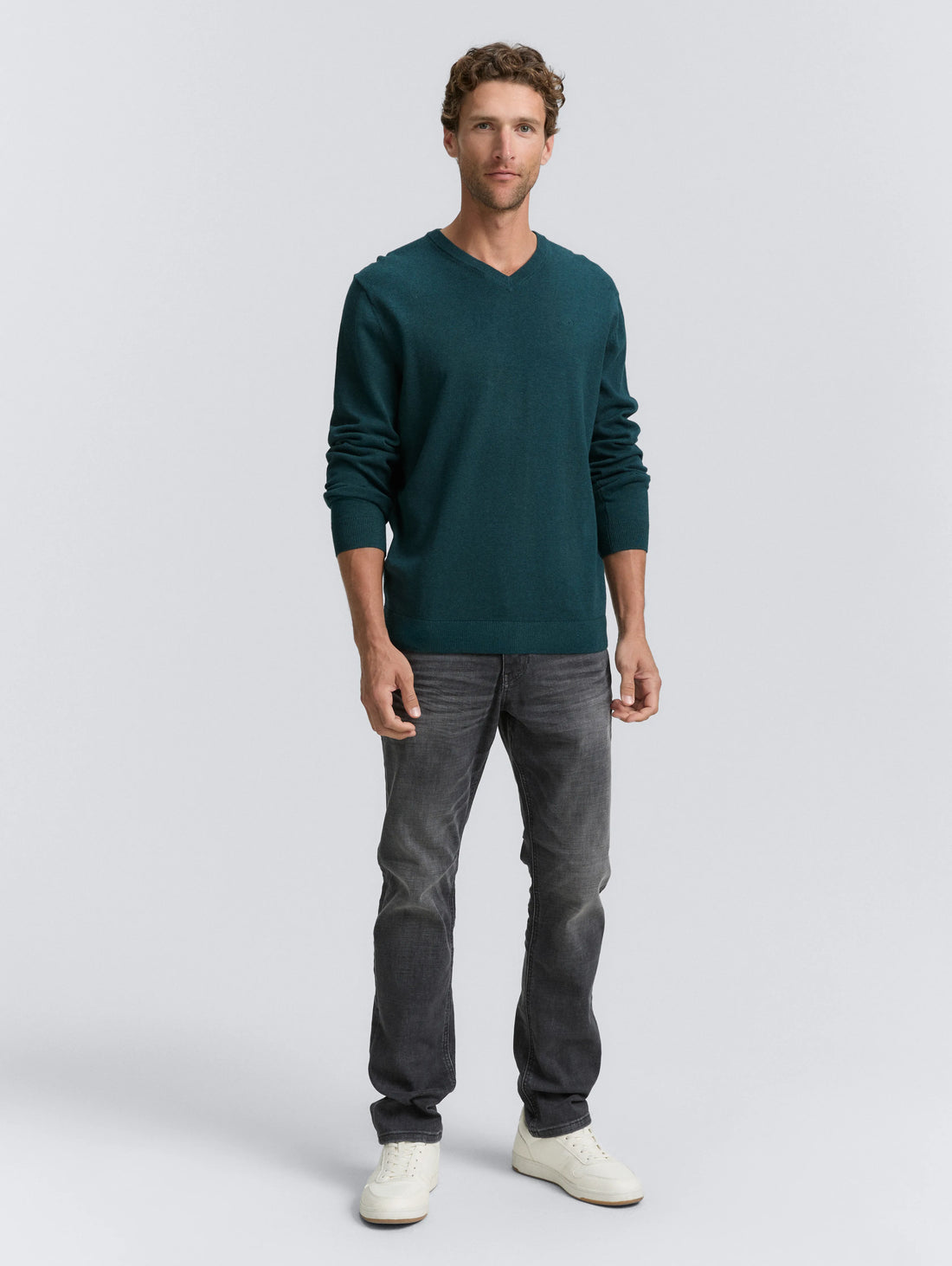 Tom Tailor_0_Cotton V-Neck Knitted Jumper_1039811_21545_03