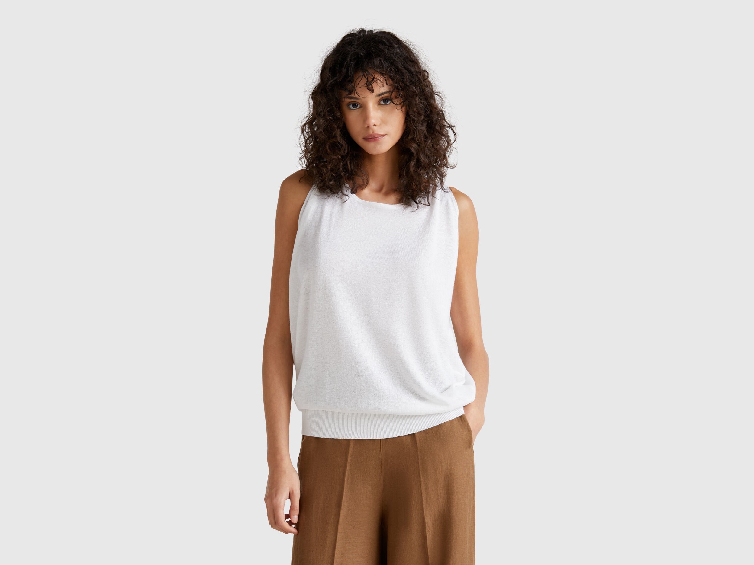 Benetton_Reversible Linen Blend Sweater_103BD10DT_701_01