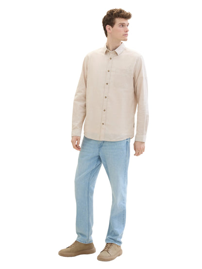 Tom Tailor Caramel Beige Chambray Men Regular-Fit Shirt with Linen SKU: 1040141_31235 Image 02