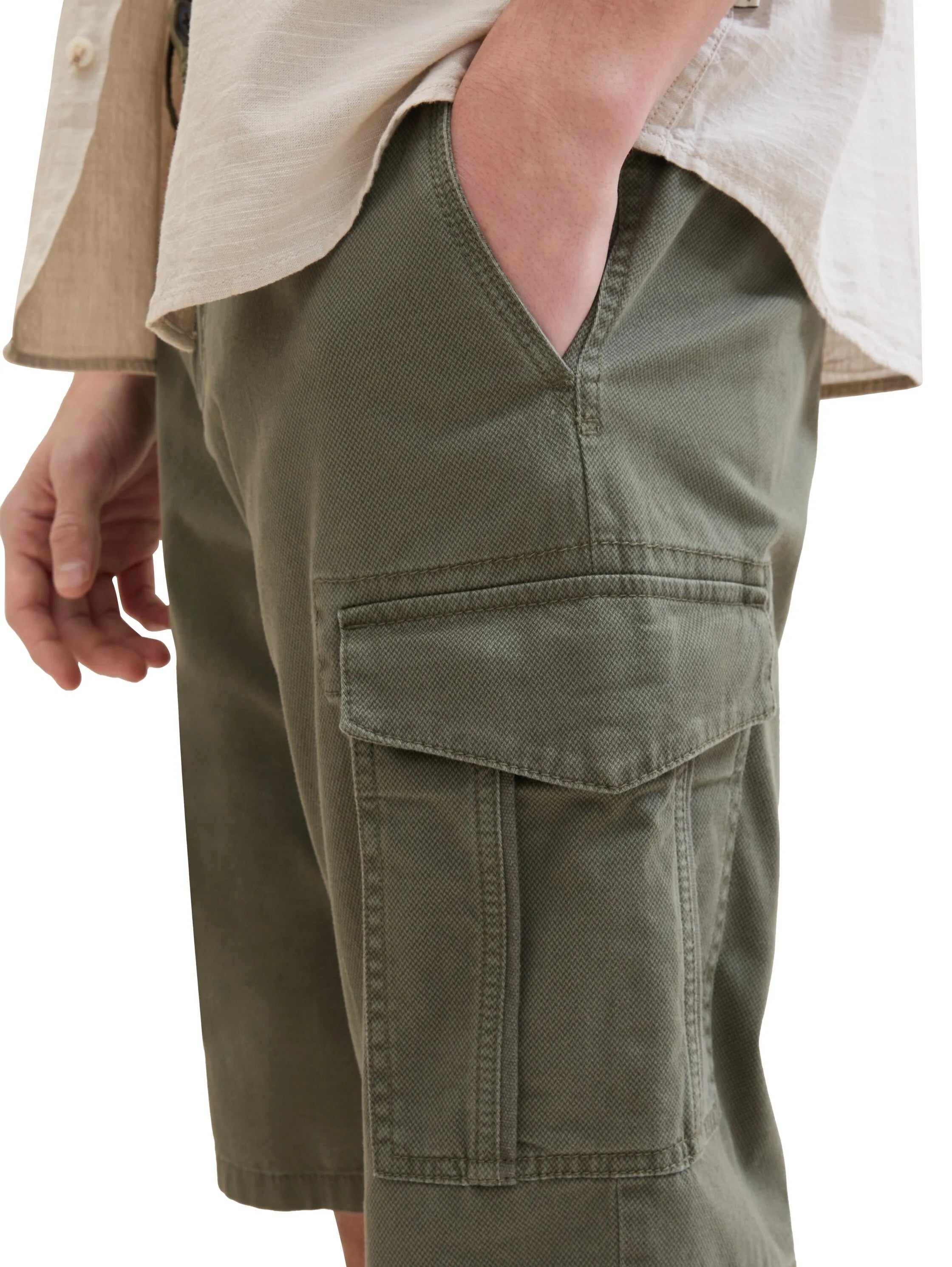Tom Tailor Olive Structure Print Men Regular Cargo Shorts SKU: 1040226_34670 Image 06