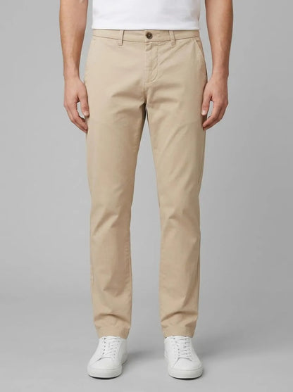 Tom Tailor Silver Ecru Men Regular Chinos SKU: 1040240_11704 Image 00