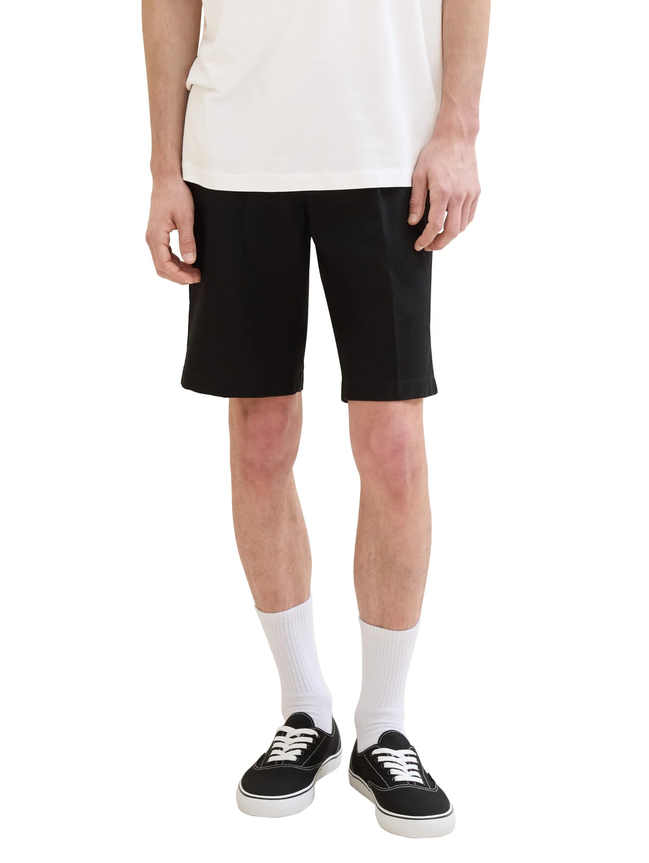 Denim Tom Tailor Black Men Regular Shorts SKU: 1040250_29999 Image 01