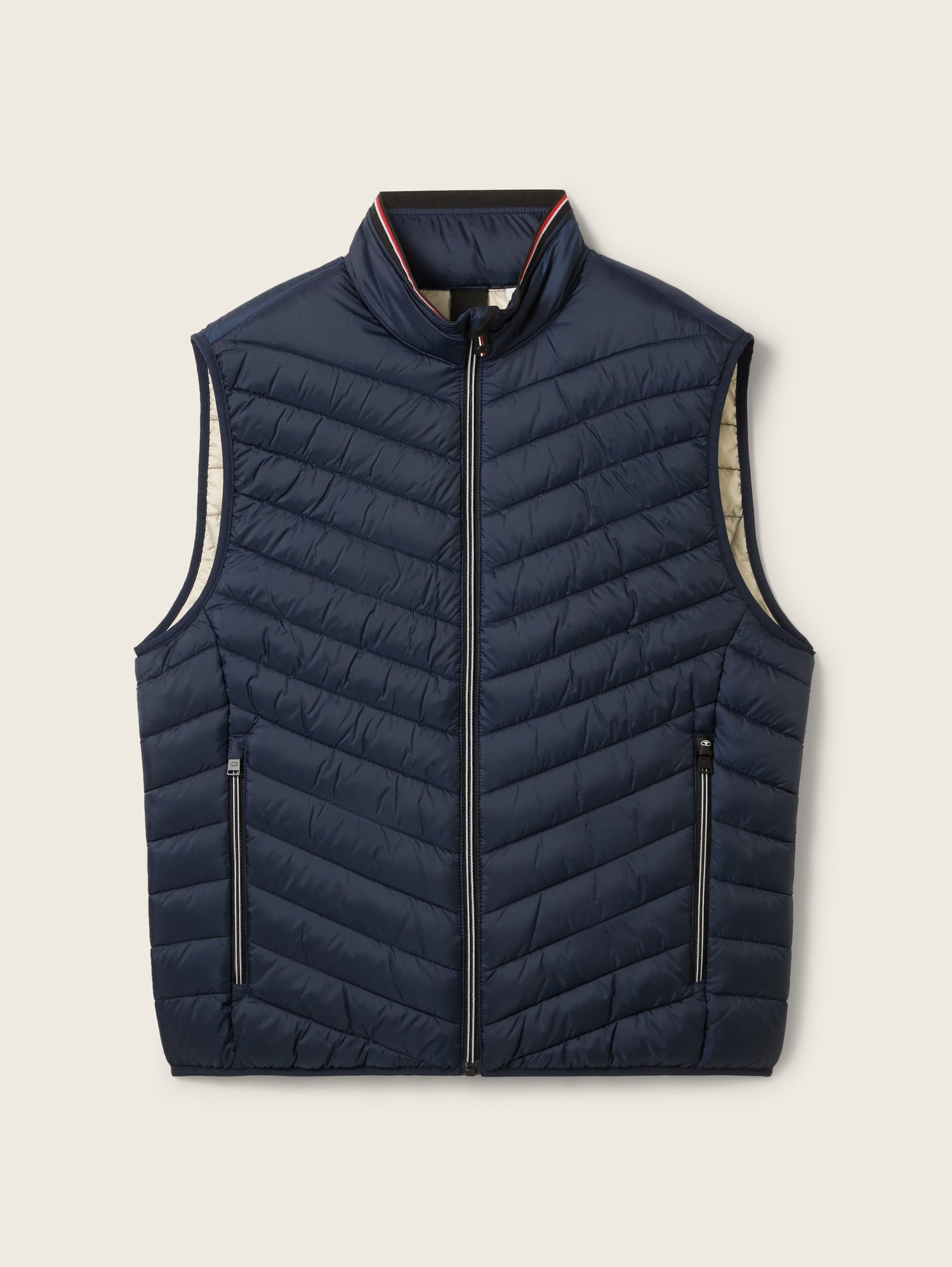 Light Weight Vest_1041310_10668_02