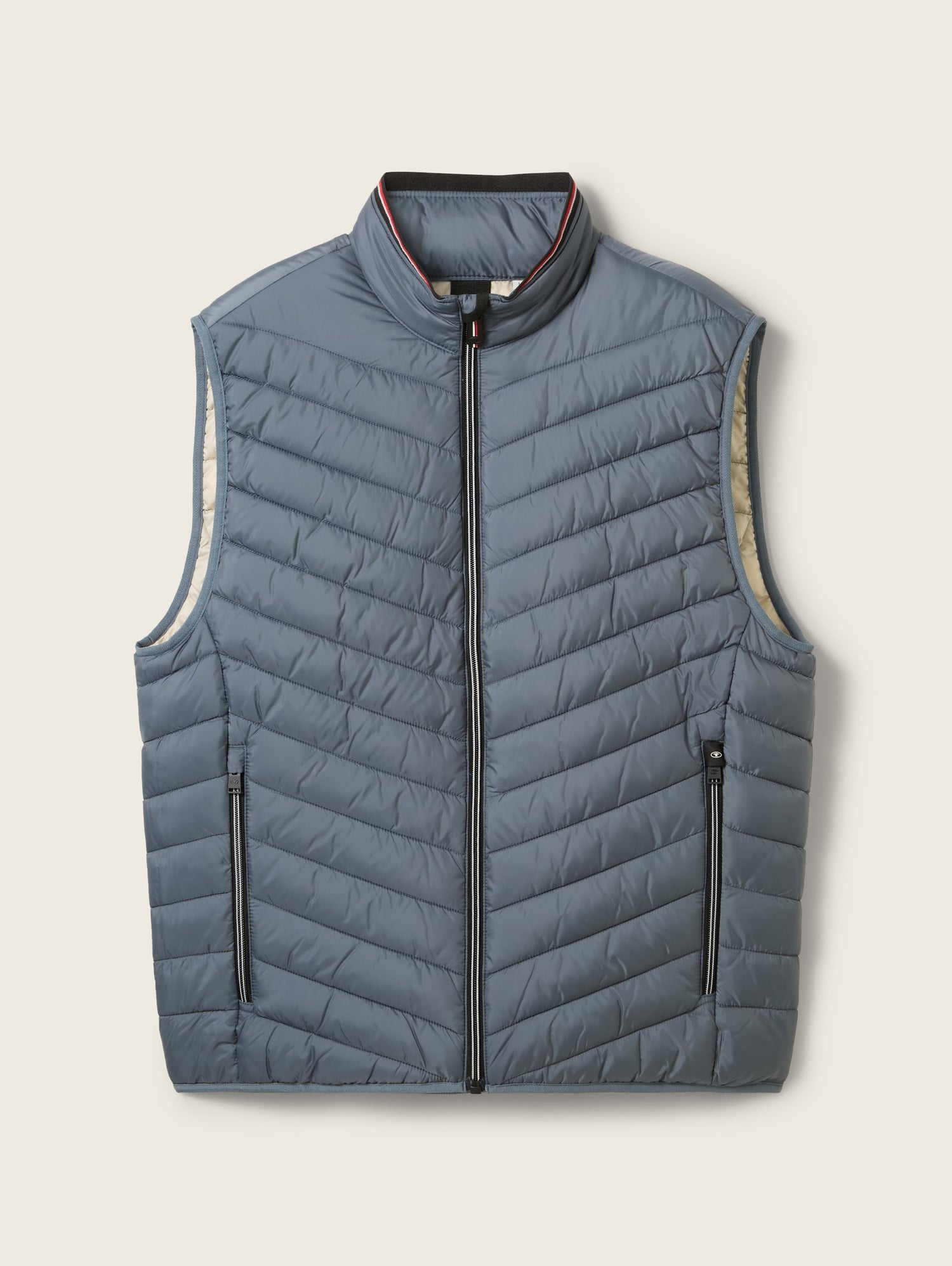 Light Weight Vest_1041310_28128_02