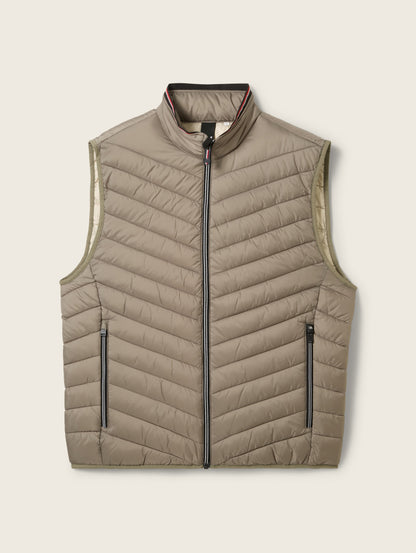 Light Weight Vest_1041310_32097_02