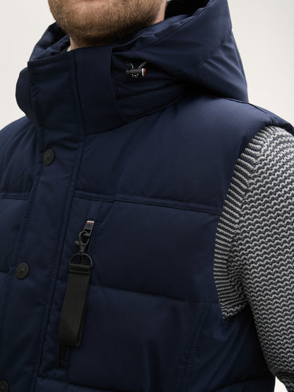 Puffer Gilet with A Removable Hood_1041322_10668_05