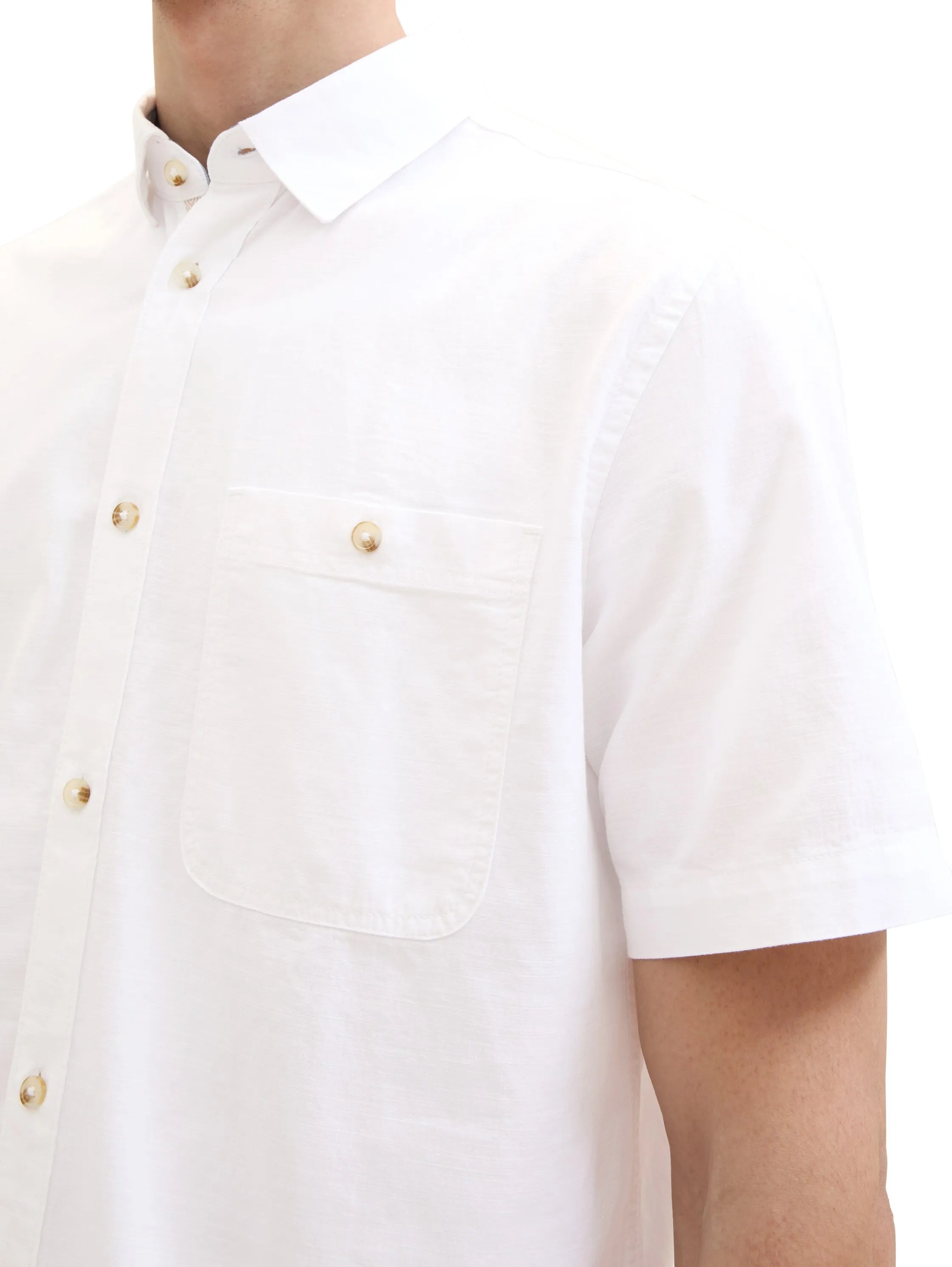Tom Tailor White Men Short-Sleeved Shirt with a Chest Pocket SKU: 1041350_20000 Image 05