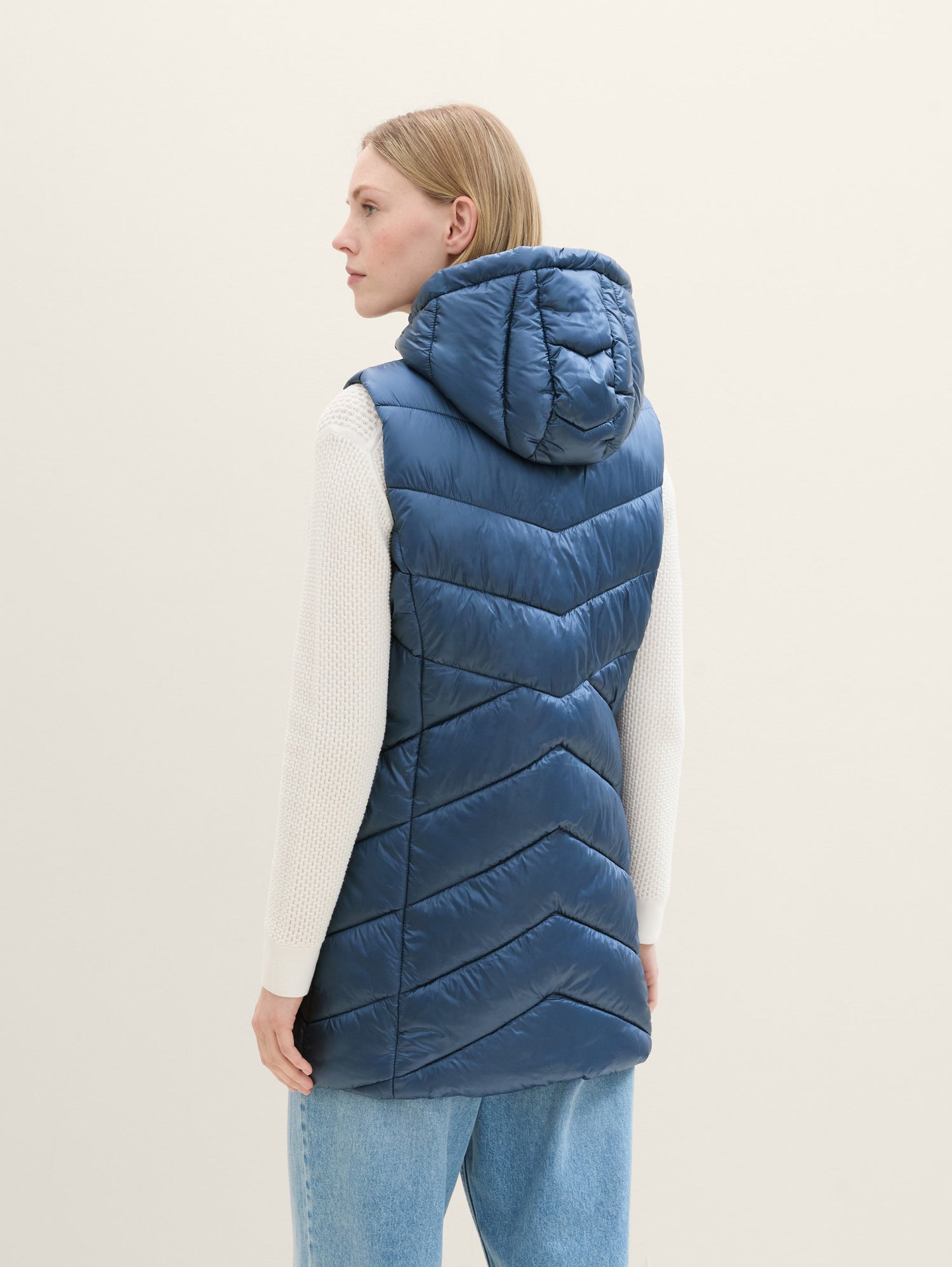 Long Quilted Waistcoat with A Hood_1041490_26779_05