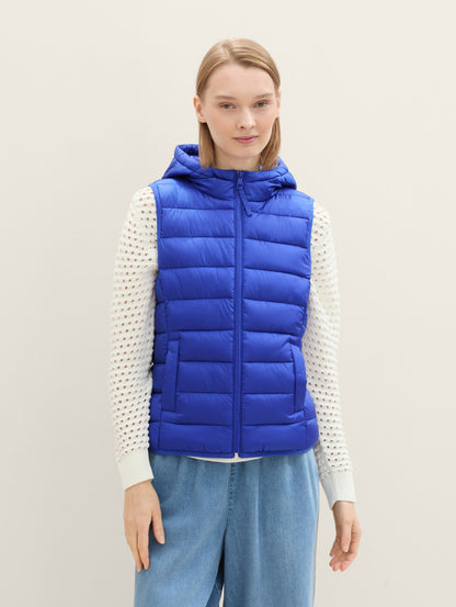 Lightweight Quilted Hooded Gilet_1042097_26529_01