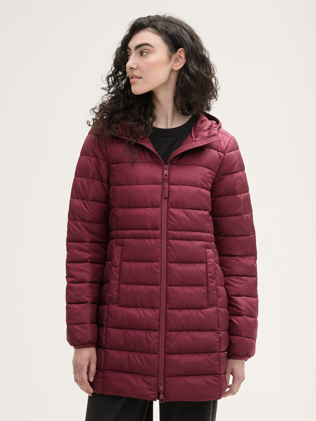 Lightweight Quilted Coat with A Hood_1042099_35736_01