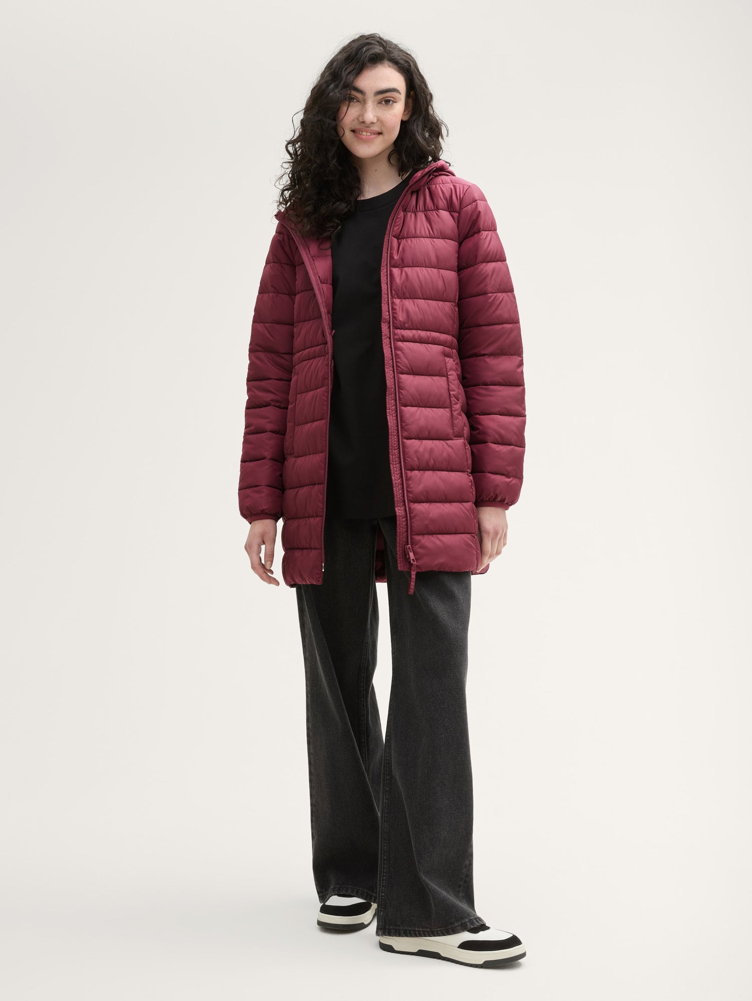 Lightweight Quilted Coat with A Hood_1042099_35736_03