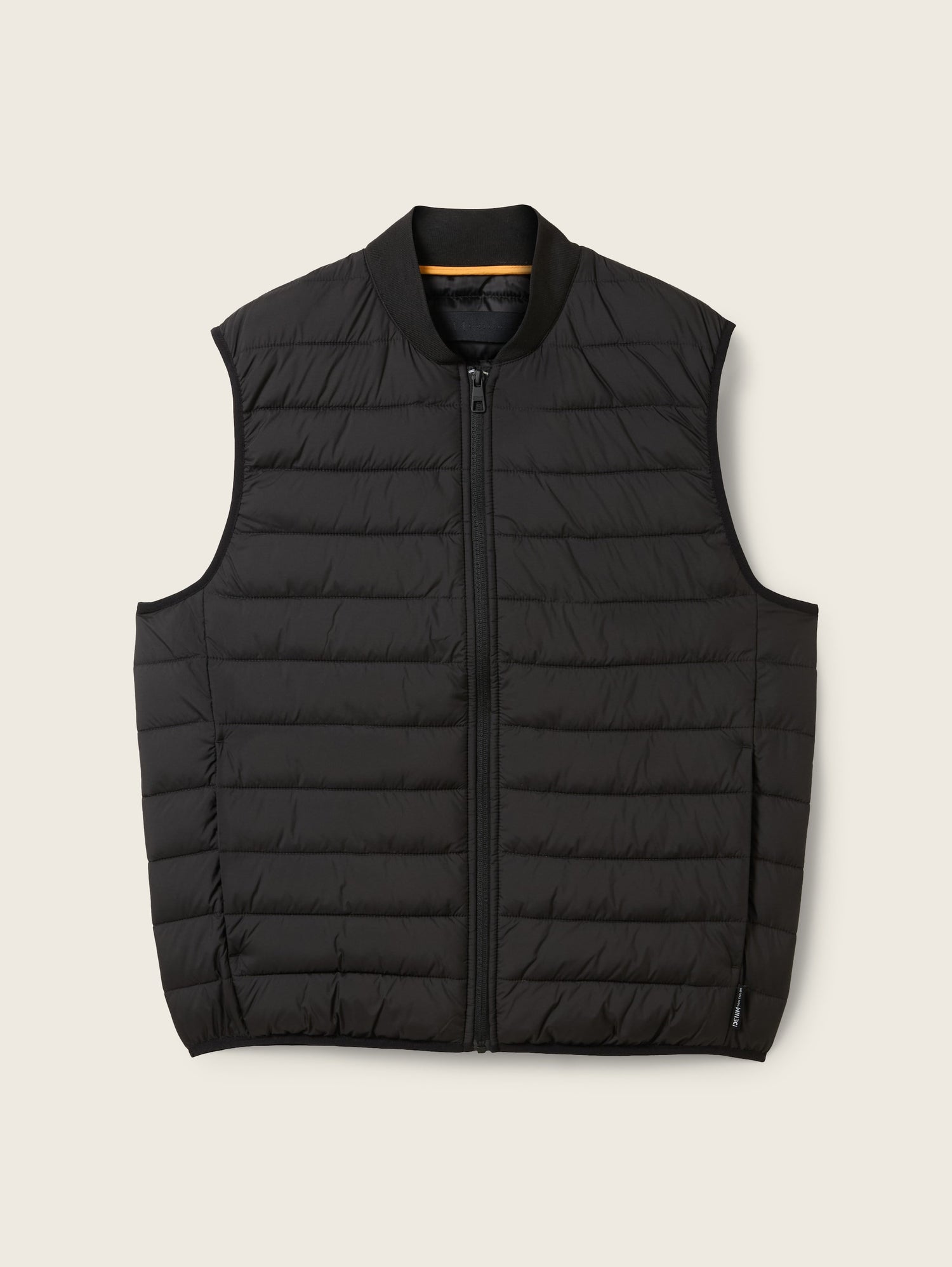 Lightweight Bomber-Style Gilet_1042139_29999_02